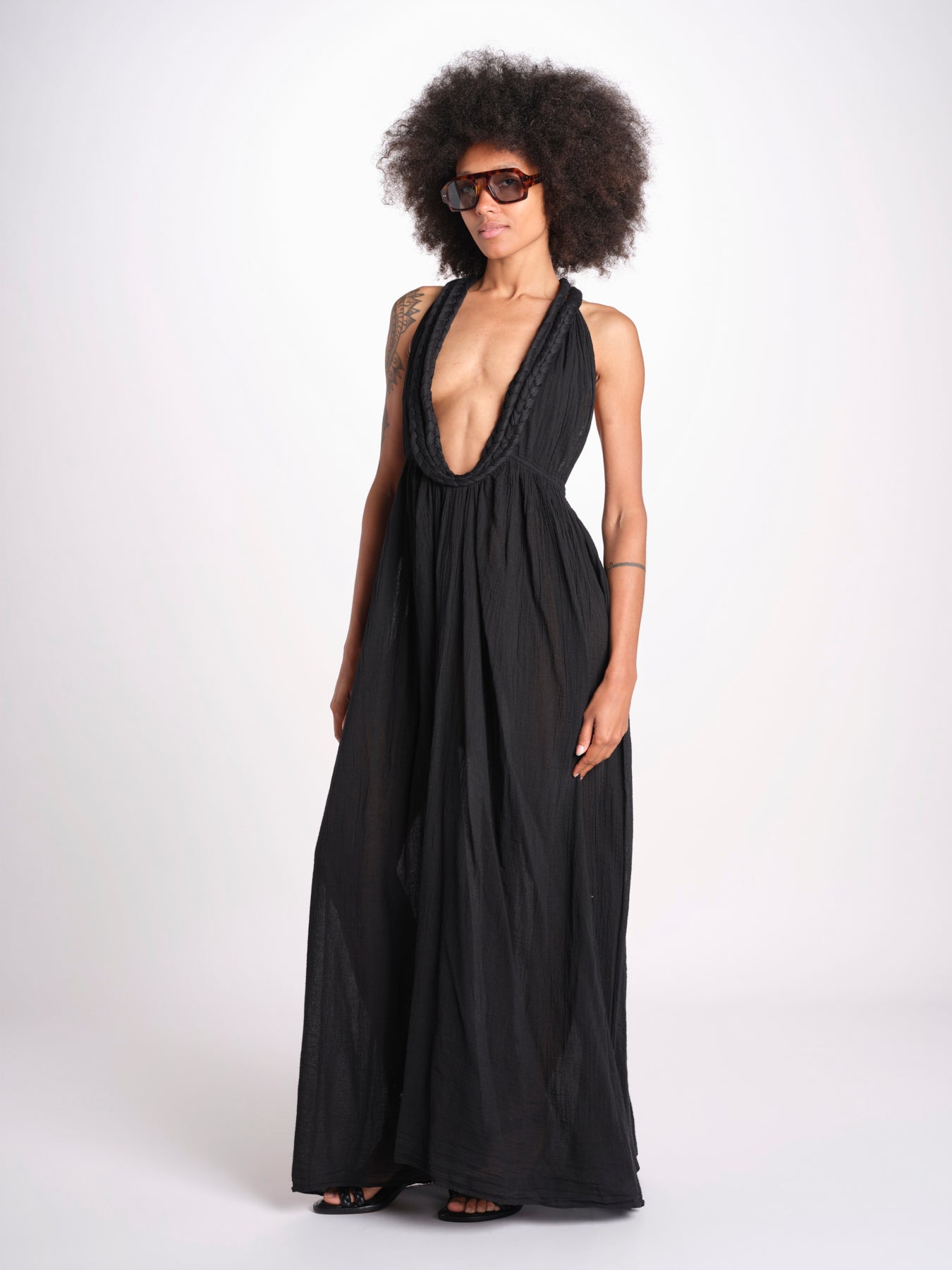 abito lungo scollato aperto CHANTAL BLACK christianzen 