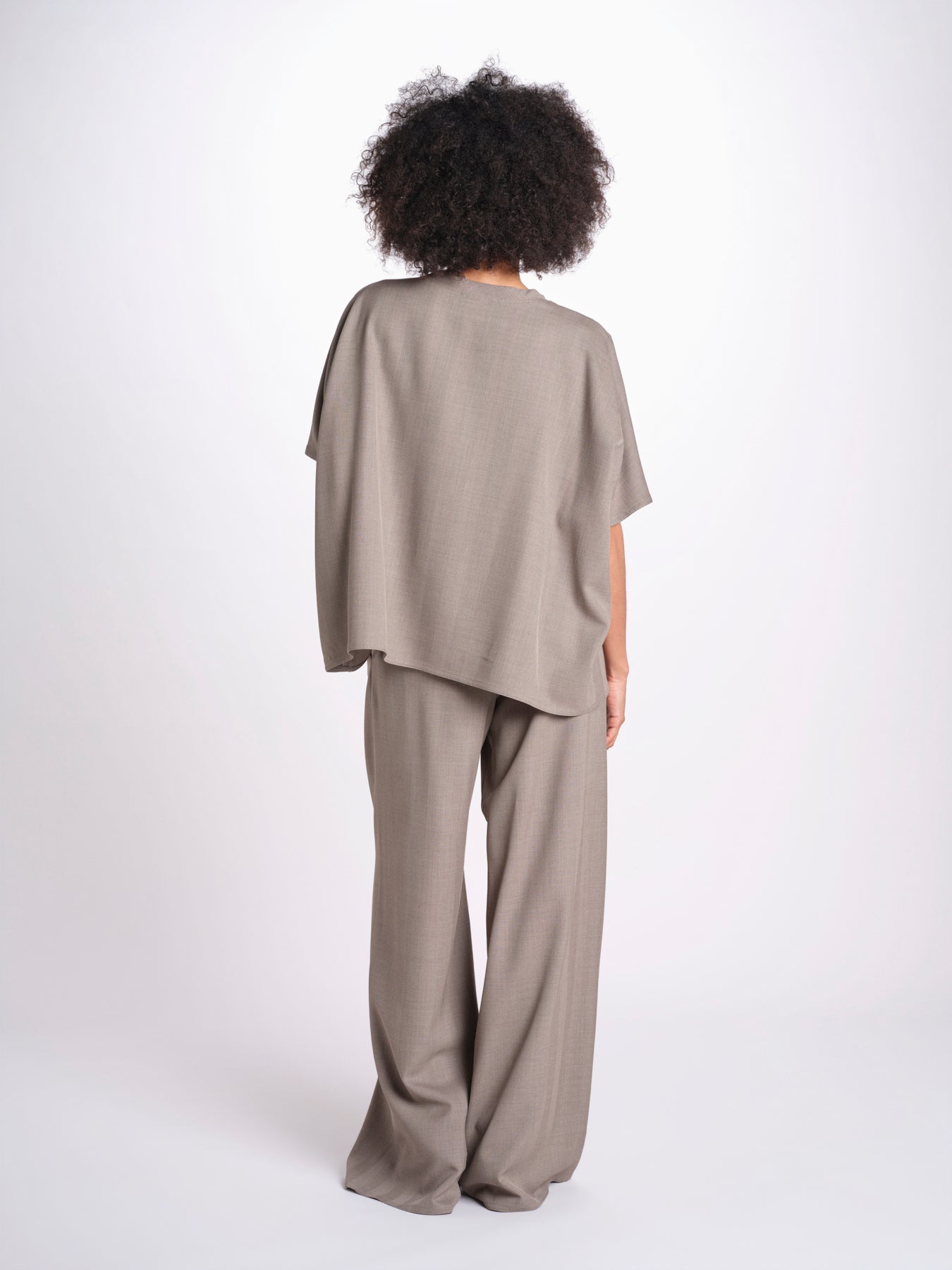 t-shirt in tessuto diagonale U3059 TORTORA dusan 