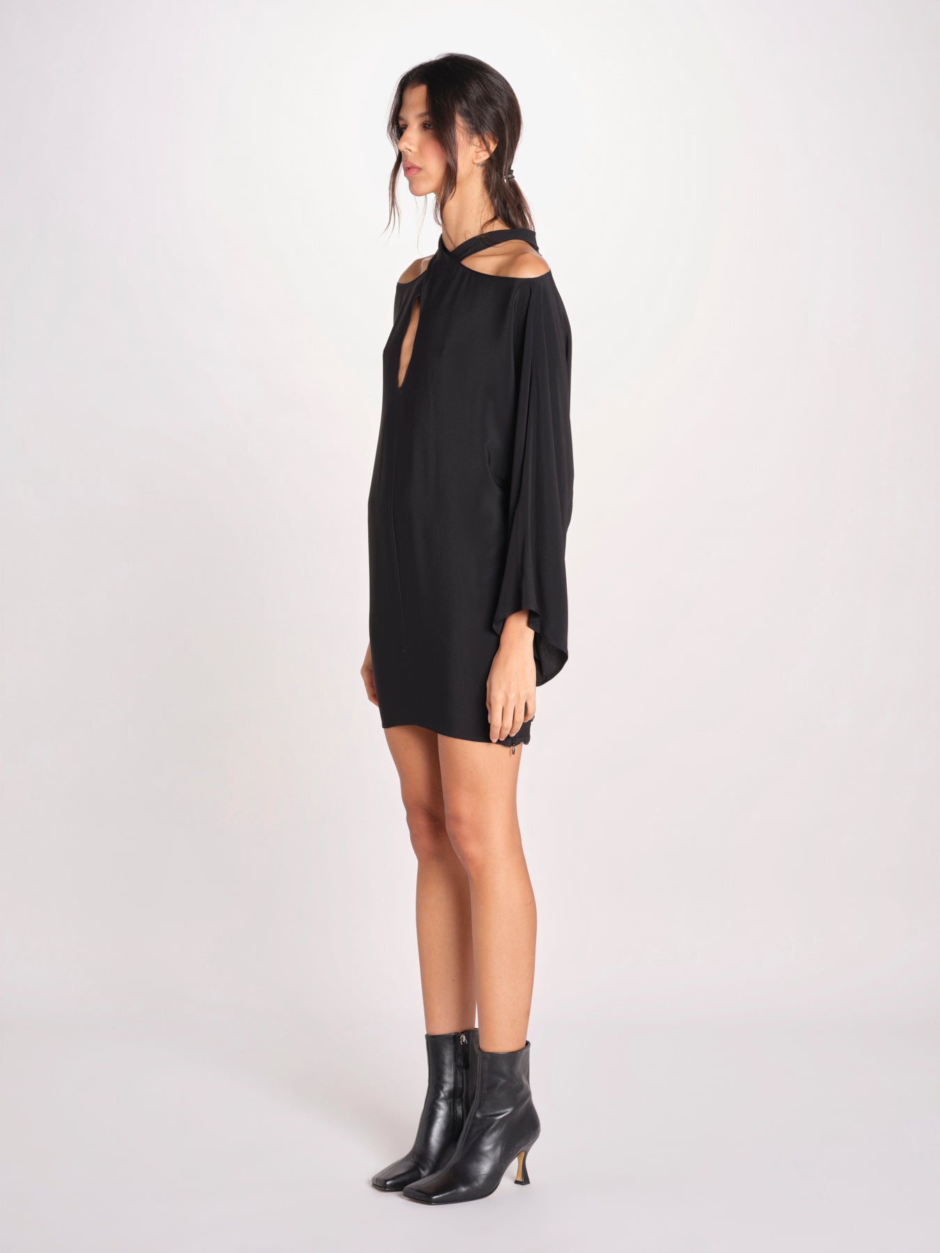 mini abito con collo intrecciato 41235-412 NERO 29 federica tosi 