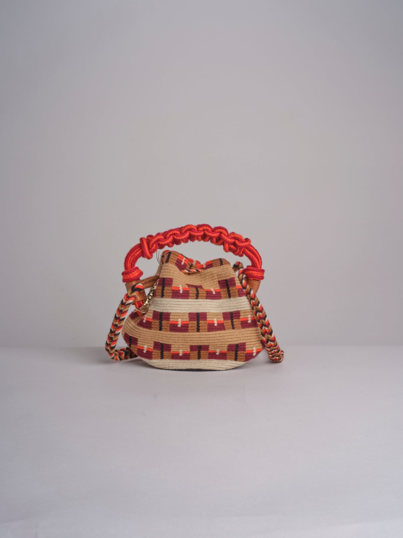 CROSSBODY mini bag macrame G12W-0001-3382 BORDEAUX guanabana 