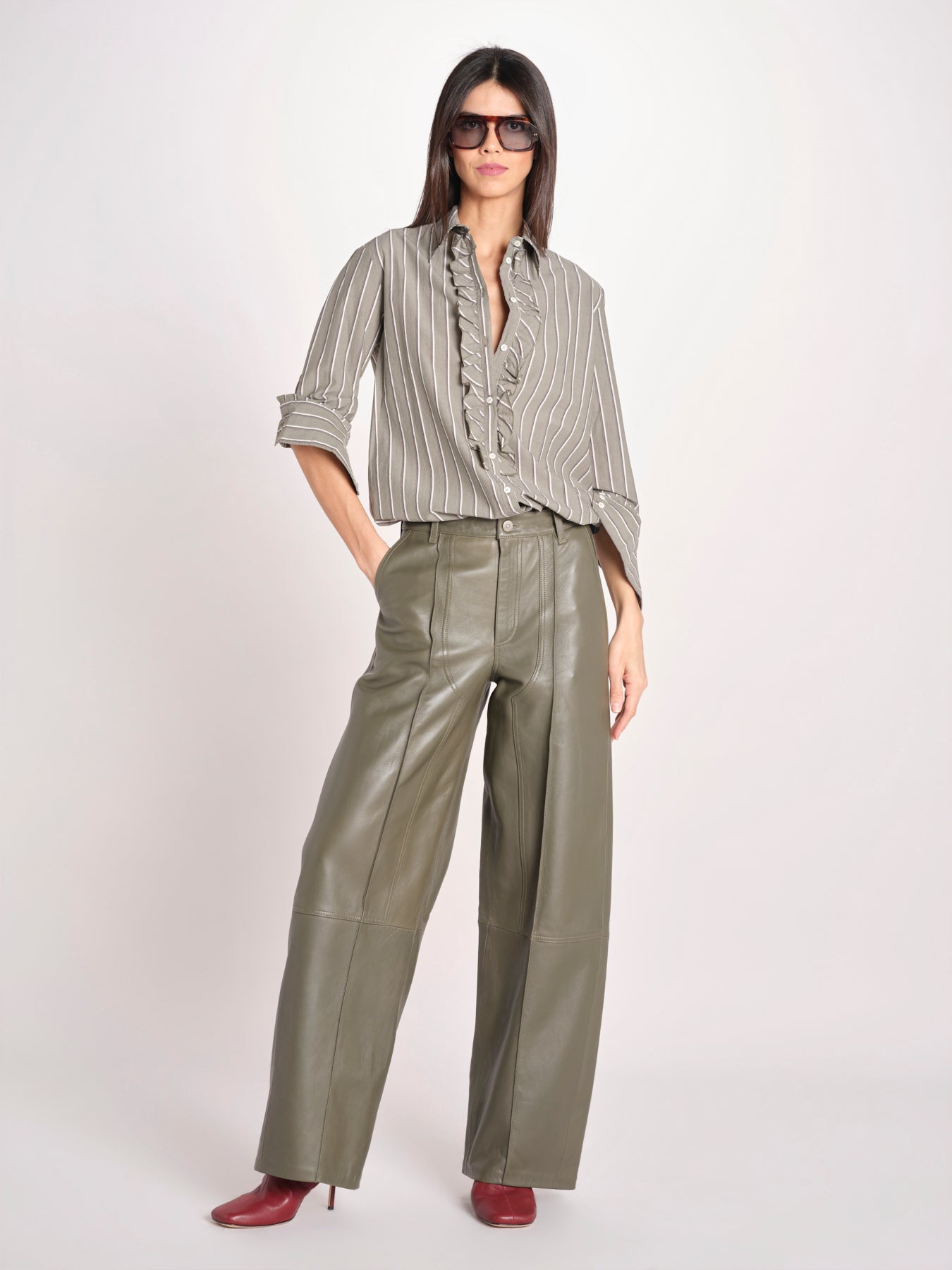 pantalone in pelle LESLIE IO118060 DARK EUCALYPTUS GR533 ivy oak 