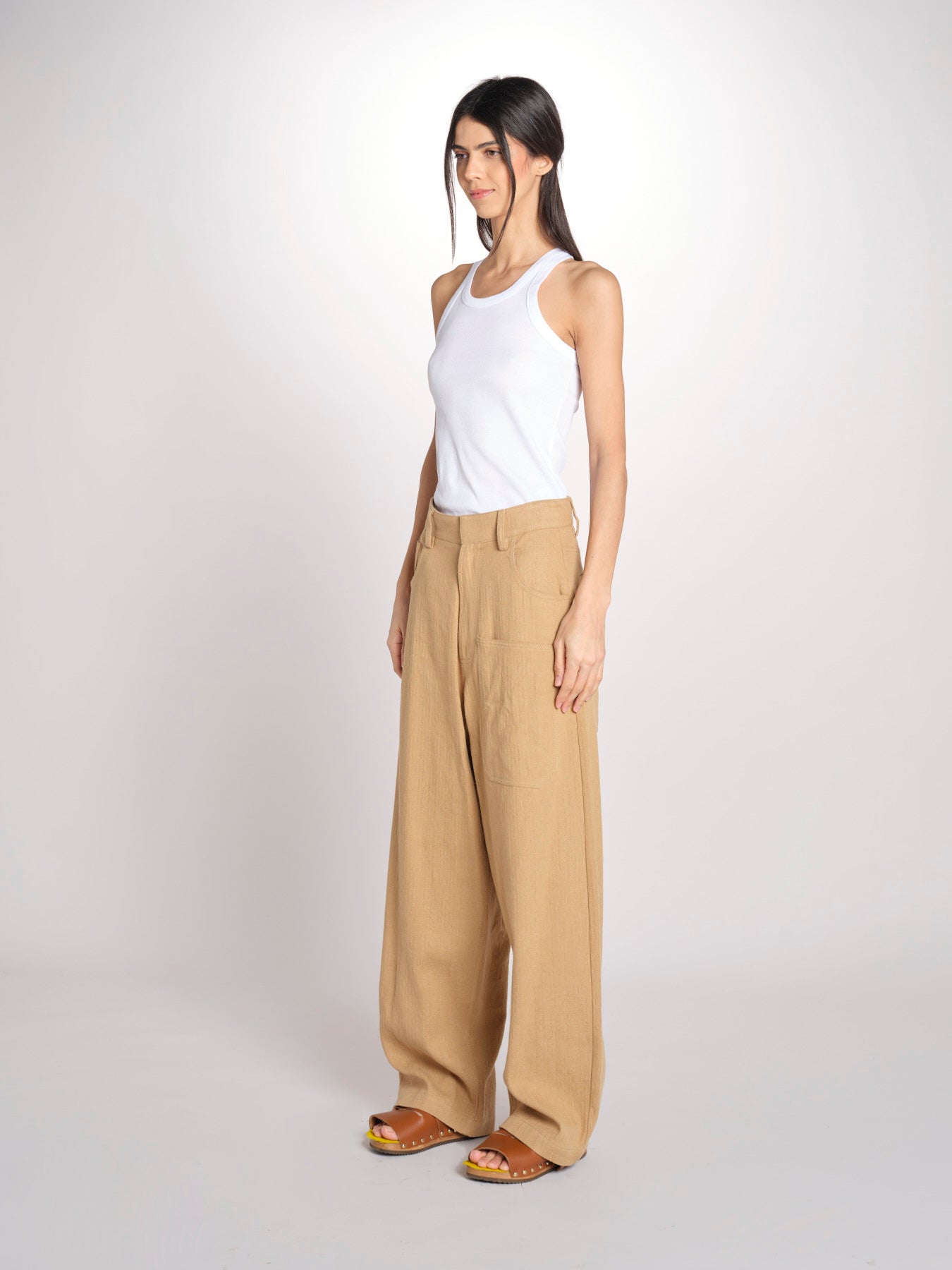 Pantalone con tasche CARLA MJD230_S93058 ROYAL YELLOW jejia 