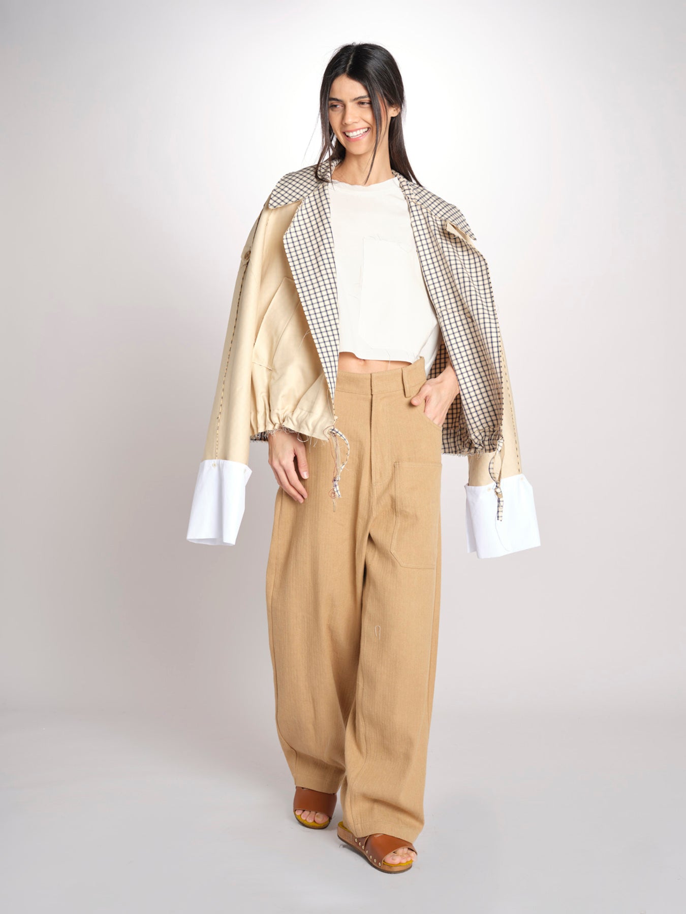 Pantalone con tasche CARLA MJD230_S93058 ROYAL YELLOW jejia 