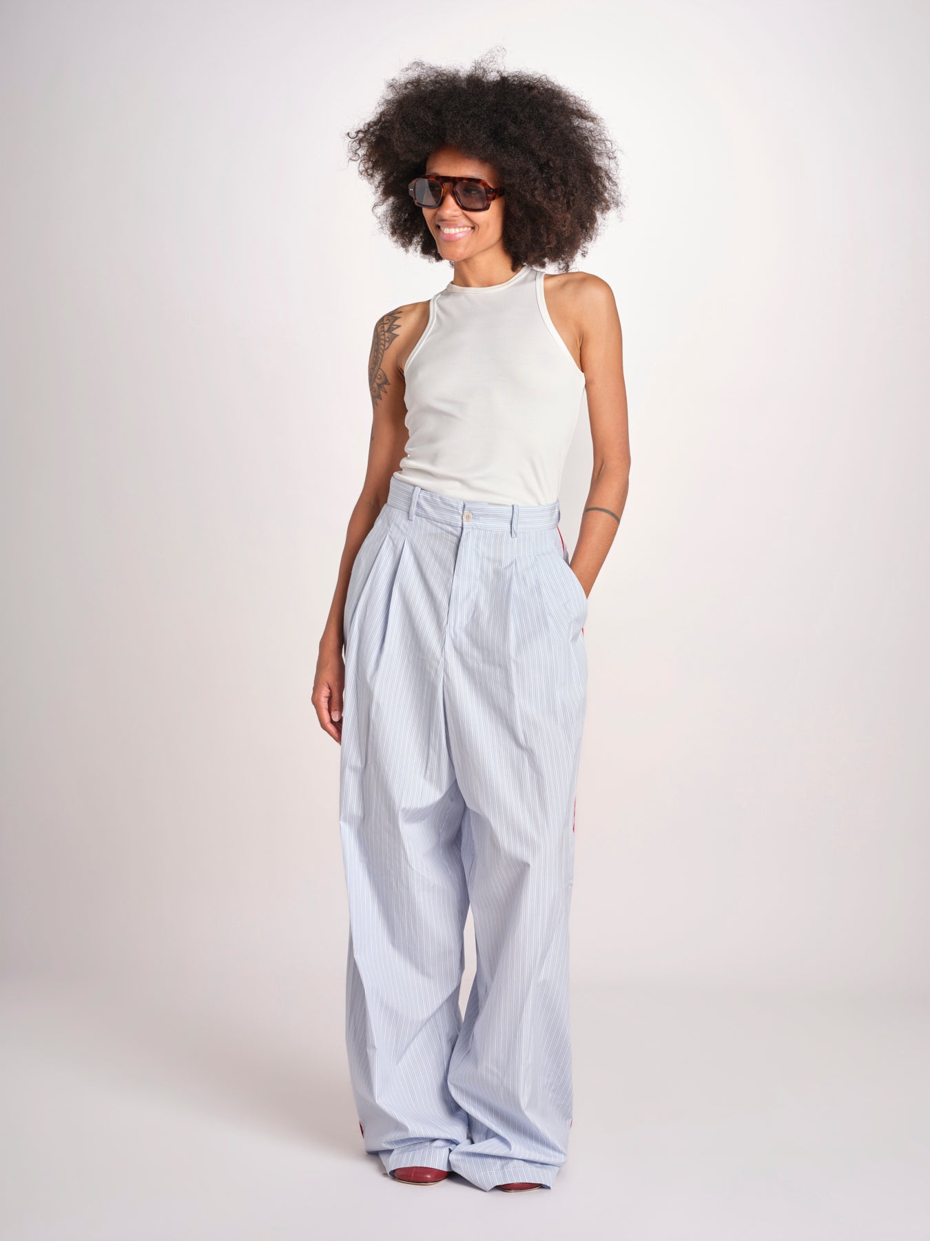 pantalone a righe con piping ELSA MJD266 LIGHT BLUE STIPES jejia 