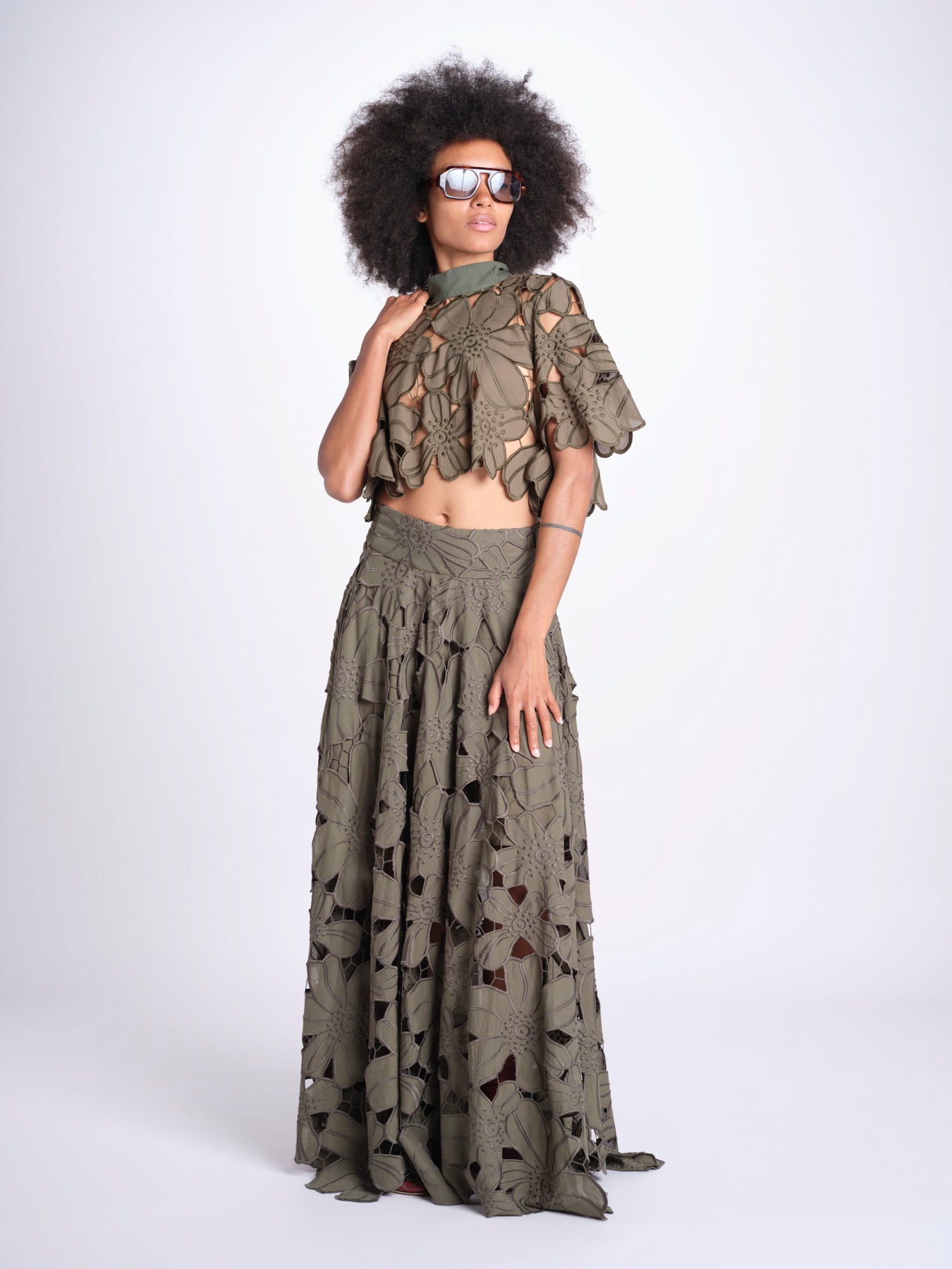 top con fiori intarsiati KOUFONISI M1721 PESTO lace the label 