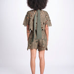 short con fiori intarsiati ZOE M4370 PESTO lace the label 