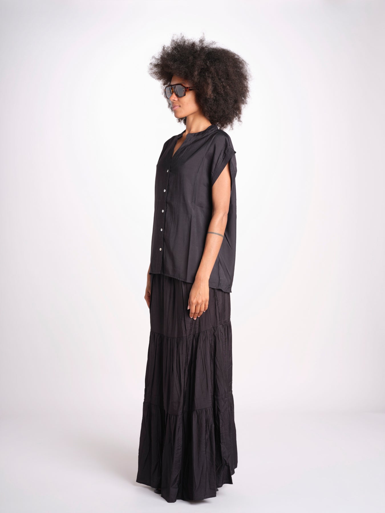 camicia con bottoni CLARENCELK NOIR laraethnics 
