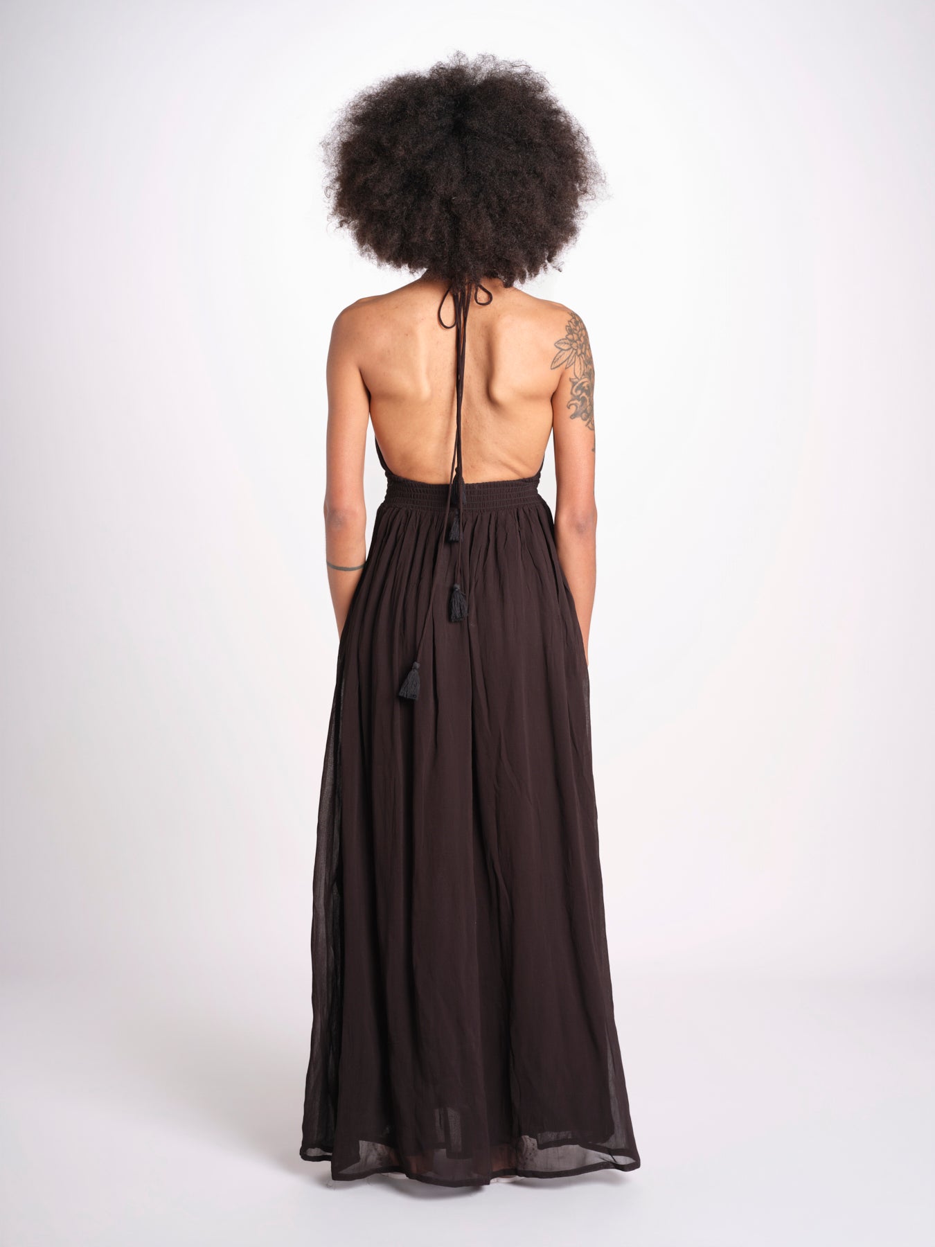 abito lungo scollo e nodo CORALBLK NOIR laraethnics 