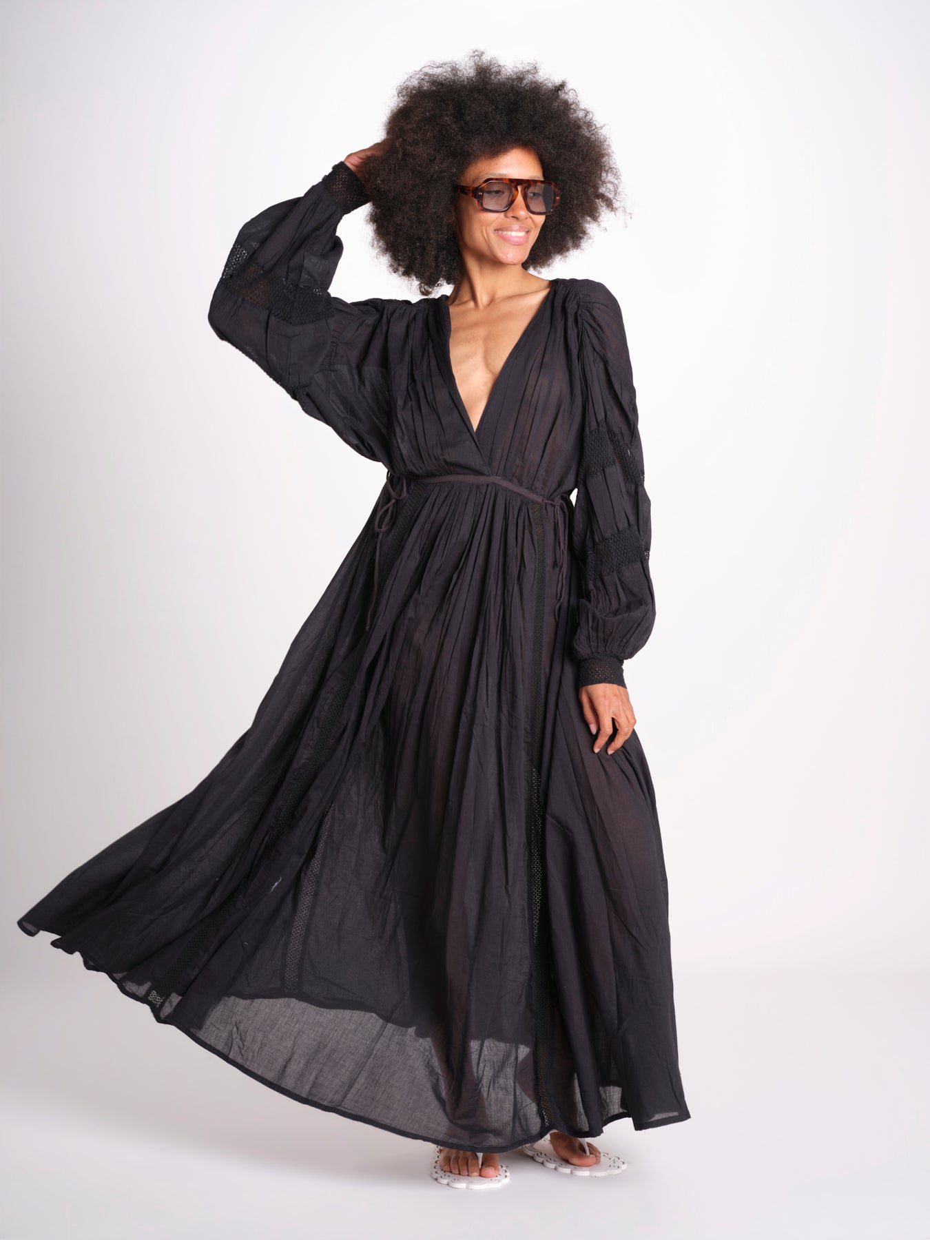 abito con nervature IBIZABLK NOIR laraethnics 