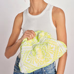clutch in spugna dipinta a mano PM.25E28. Y YELLOW le daf 