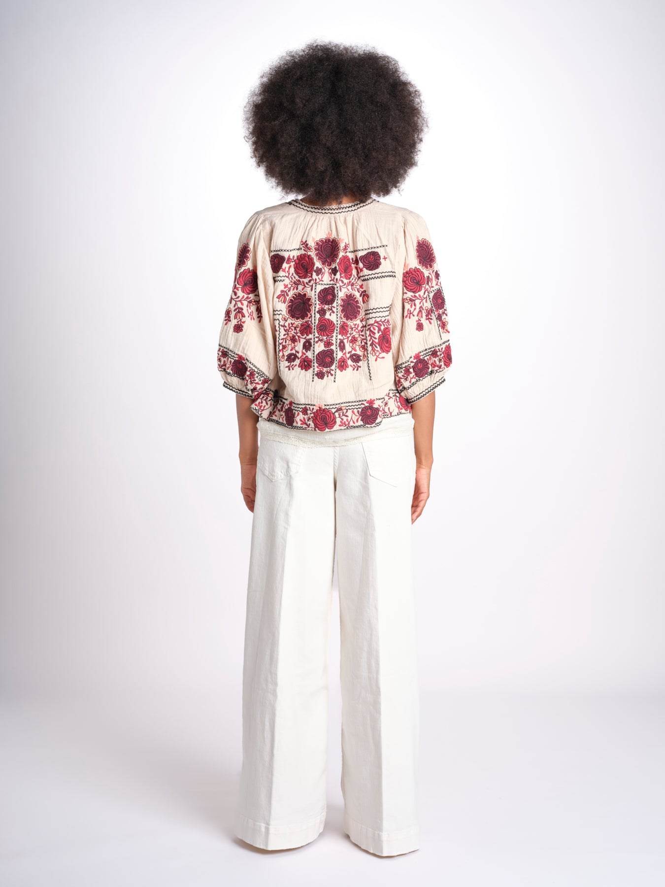giacca con fiori ricamati GRETA JKT 747215 ECRU DK RED mabe 