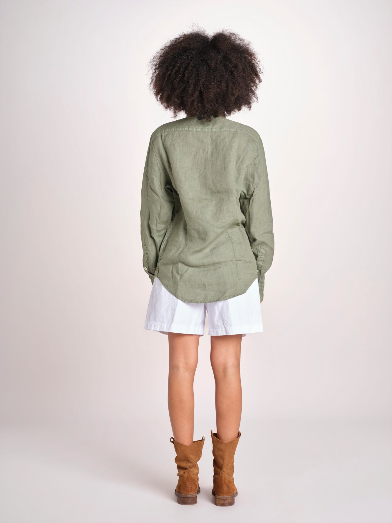 Camicia maschile in lino M012 655 MILITARE milaura 