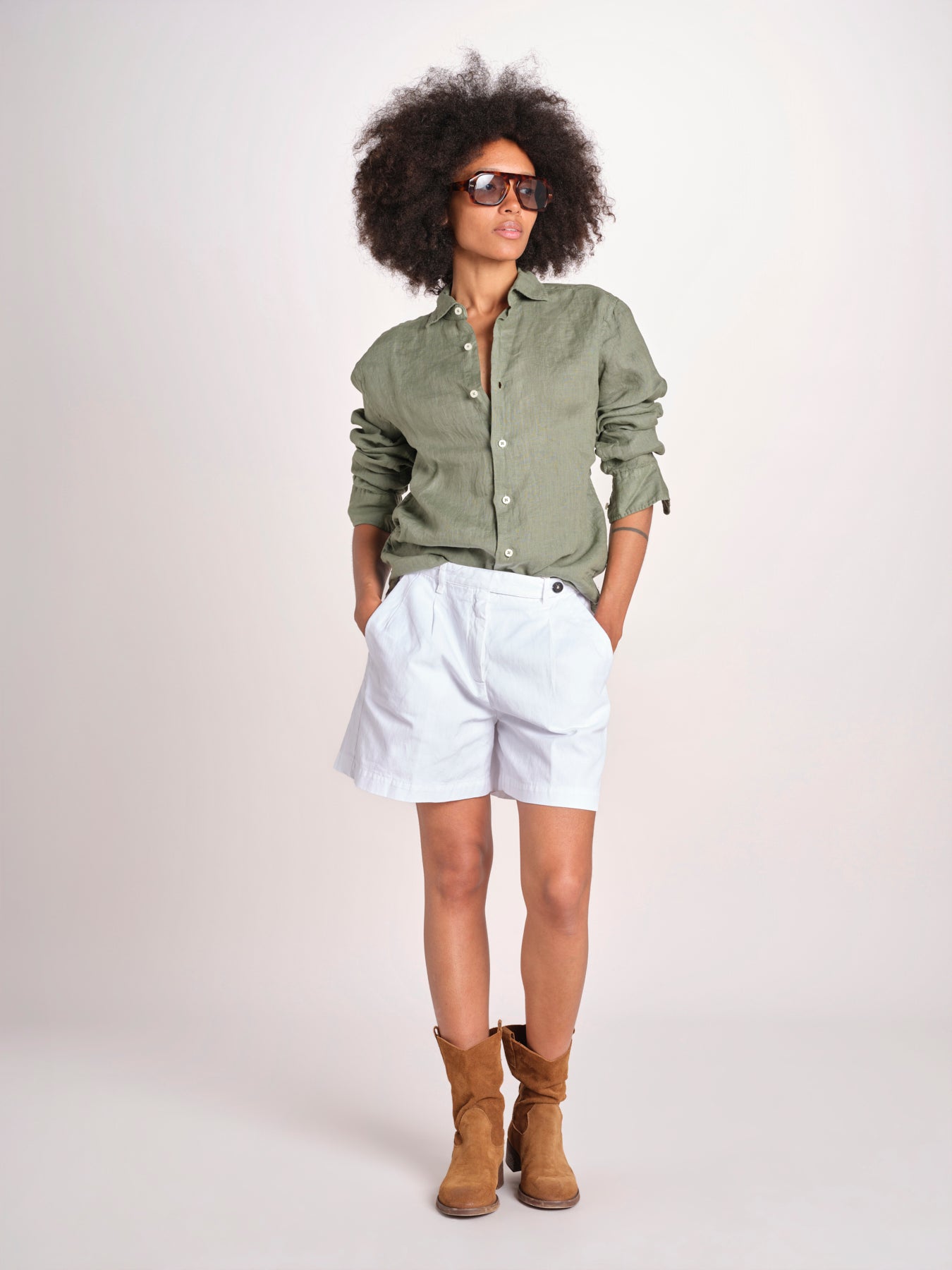Camicia maschile in lino M012 655 MILITARE milaura 