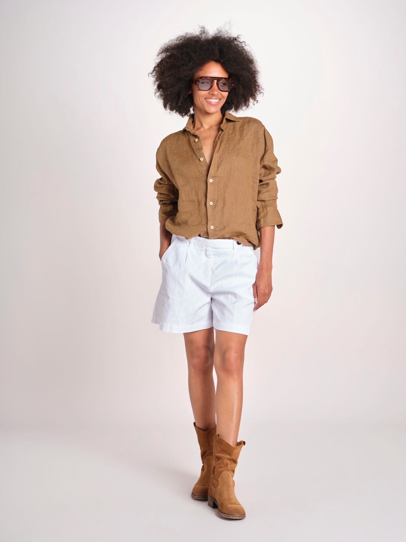 Camicia maschile in lino M012 973 CAPPUCCINO milaura 