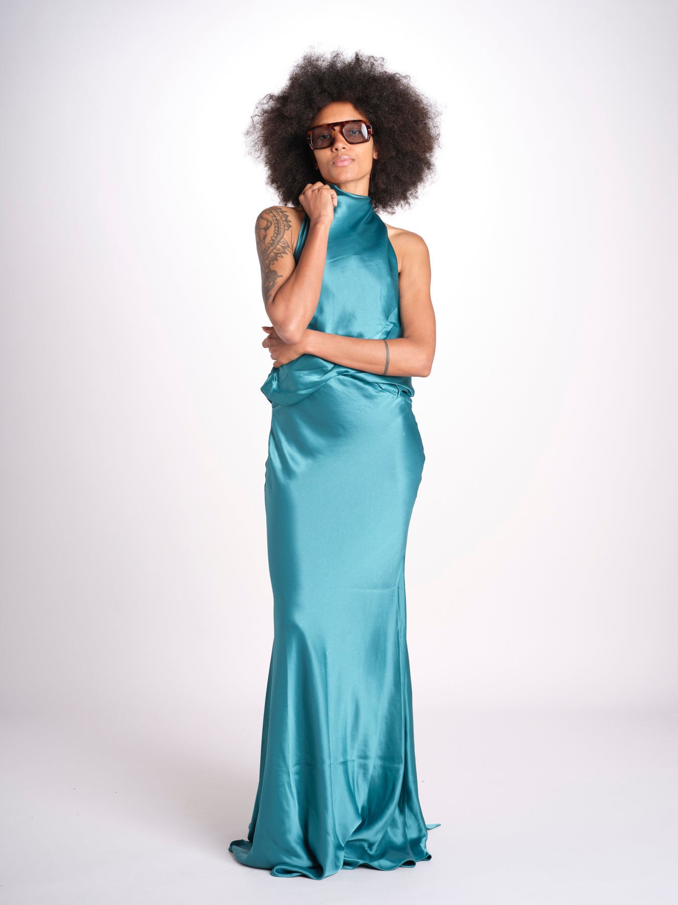 abito lungo in seta con nodo sul retro THE CAMERON DR287 TEAL BLUE misha 