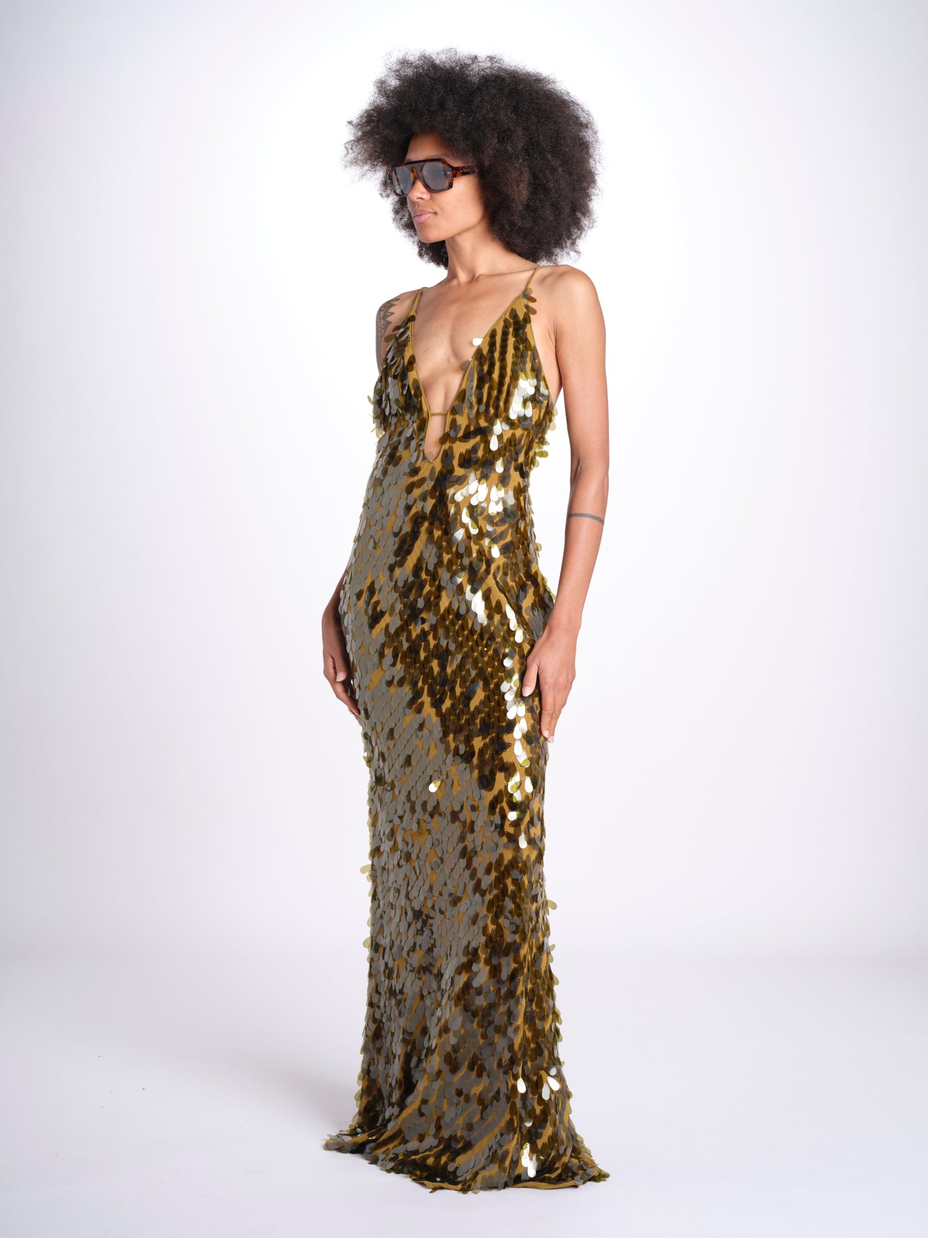 abito in paillettes THE SAPHIRE OLIVE misha 