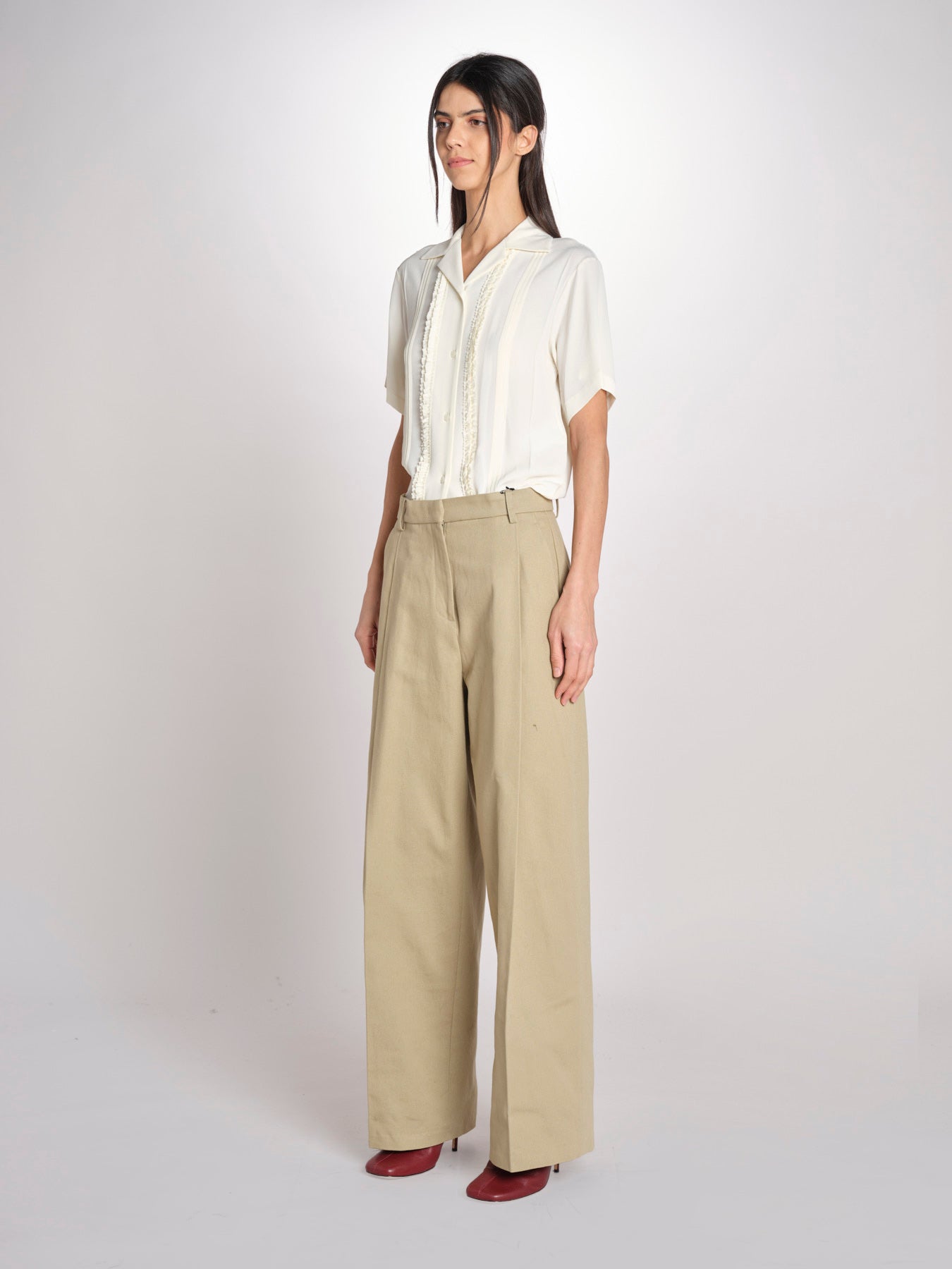 pantalone in canvas con pinces B042-02152-1186 KAKI CHIARO n21 