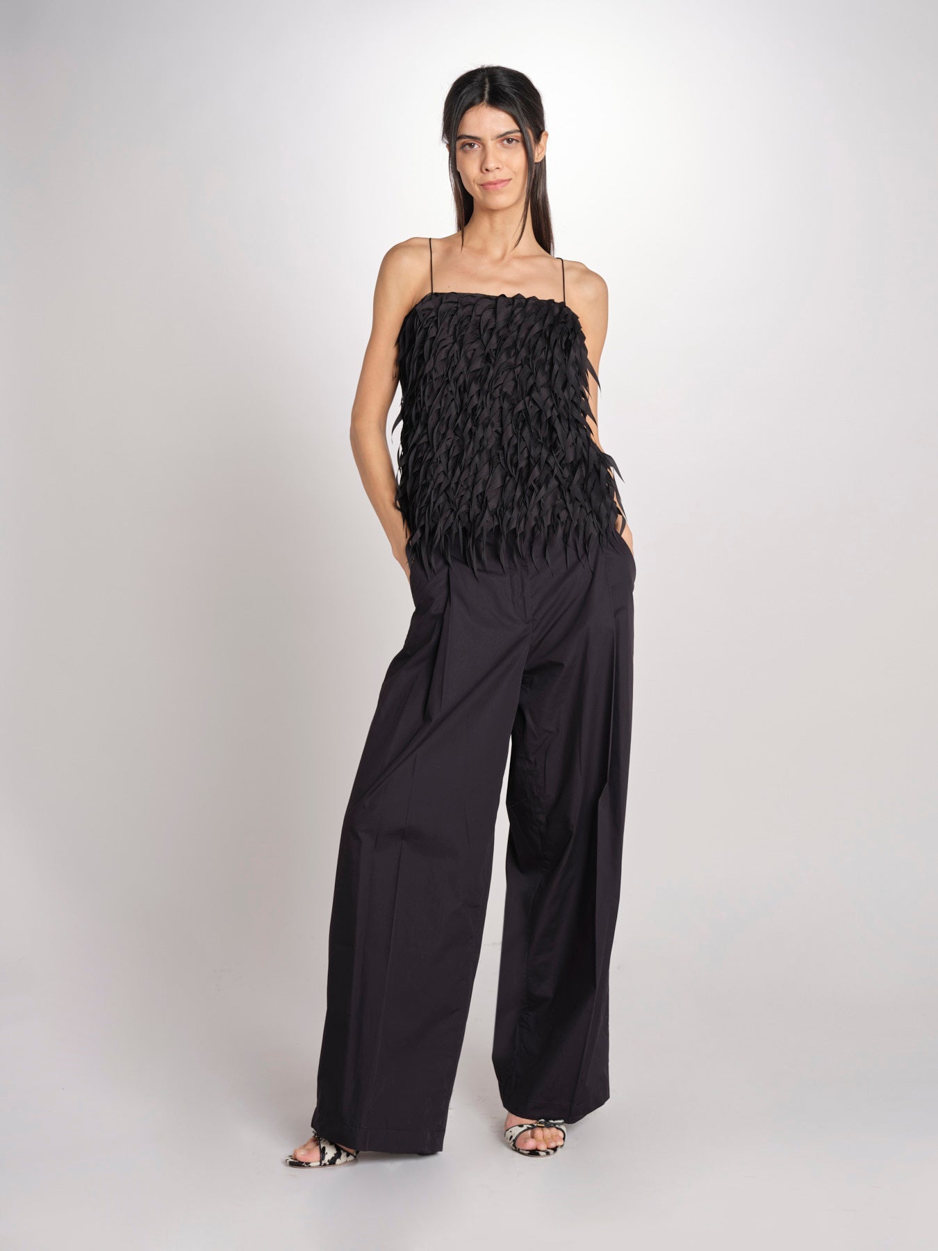 pantalone con pinces in popeline B043-0187-9000 NERO n21 