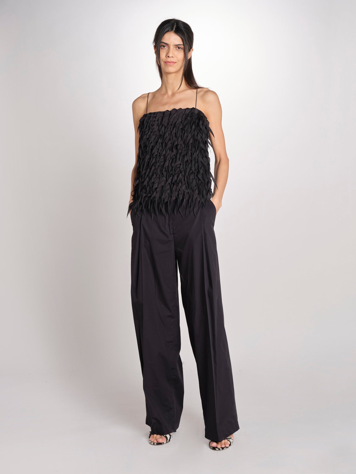 pantalone con pinces in popeline B043-0187-9000 NERO n21 