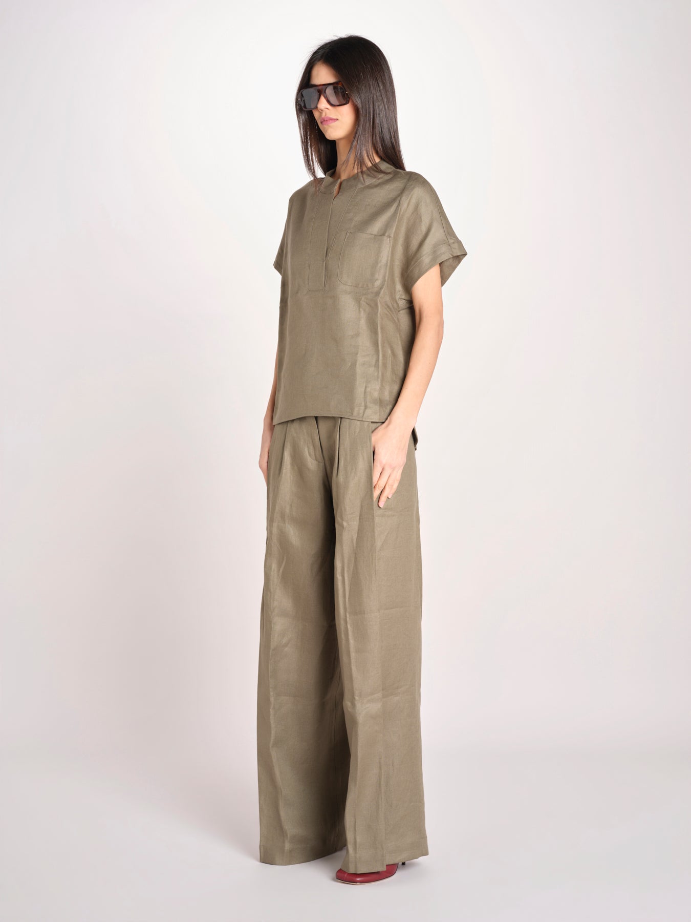 camicia in lino con maniche corte ILENIA IL34 OLIVA nine in the morning 