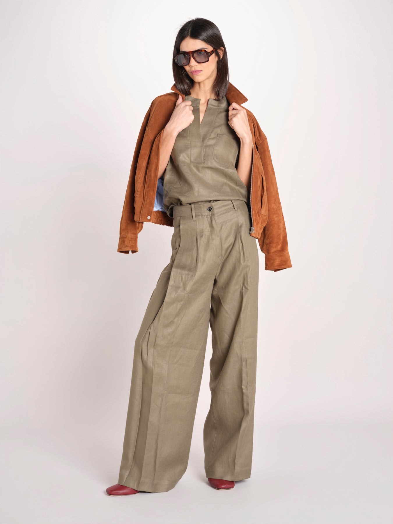 pantalone in lino con pinces PETRA PE98 OLIVA nine in the morning 
