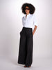 pantalone largo con nervature