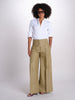 pantalone largo con nervature