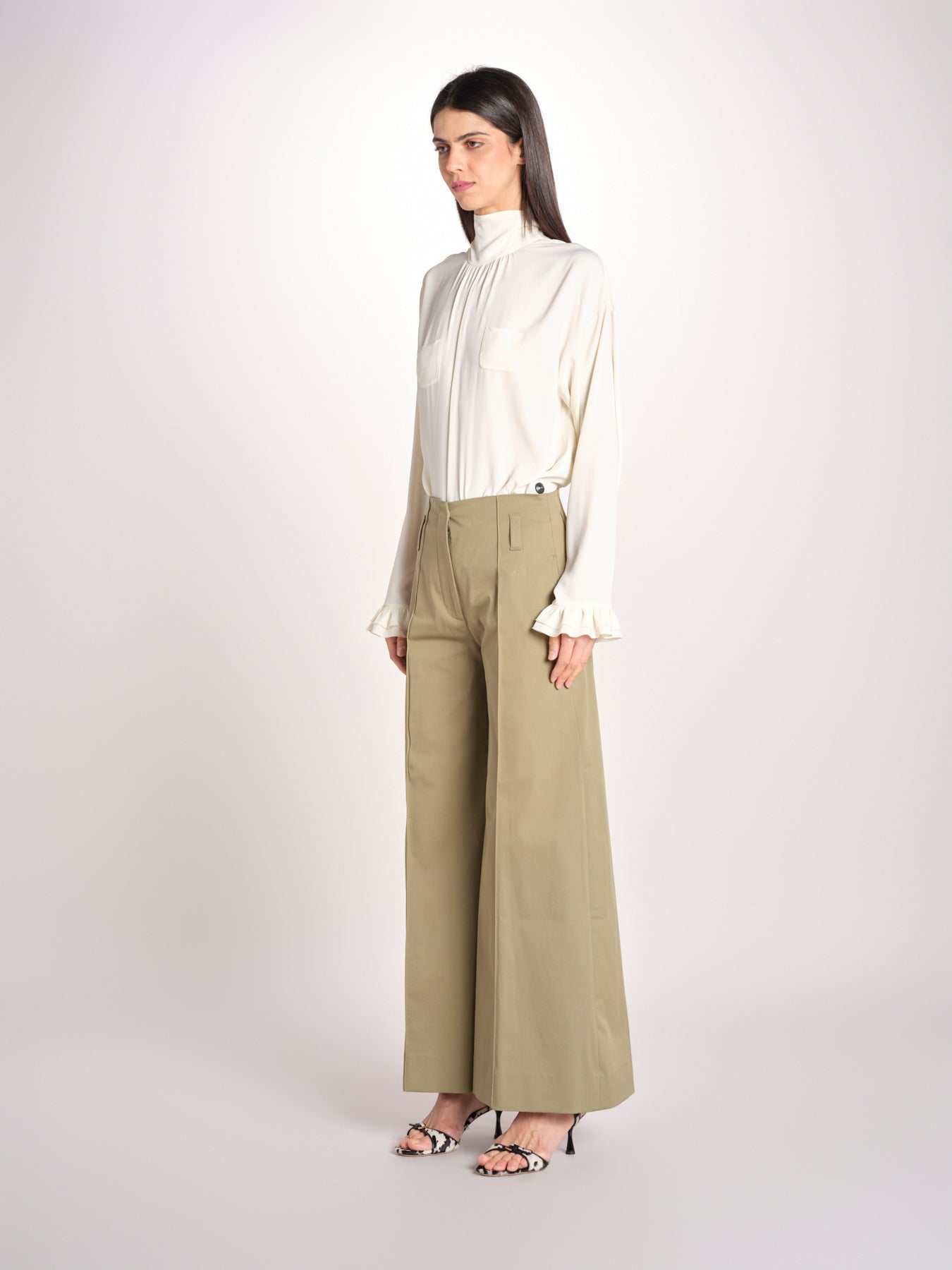 pantalone largo con nervature ORIANA 540 54 19 VERDE quelledue 