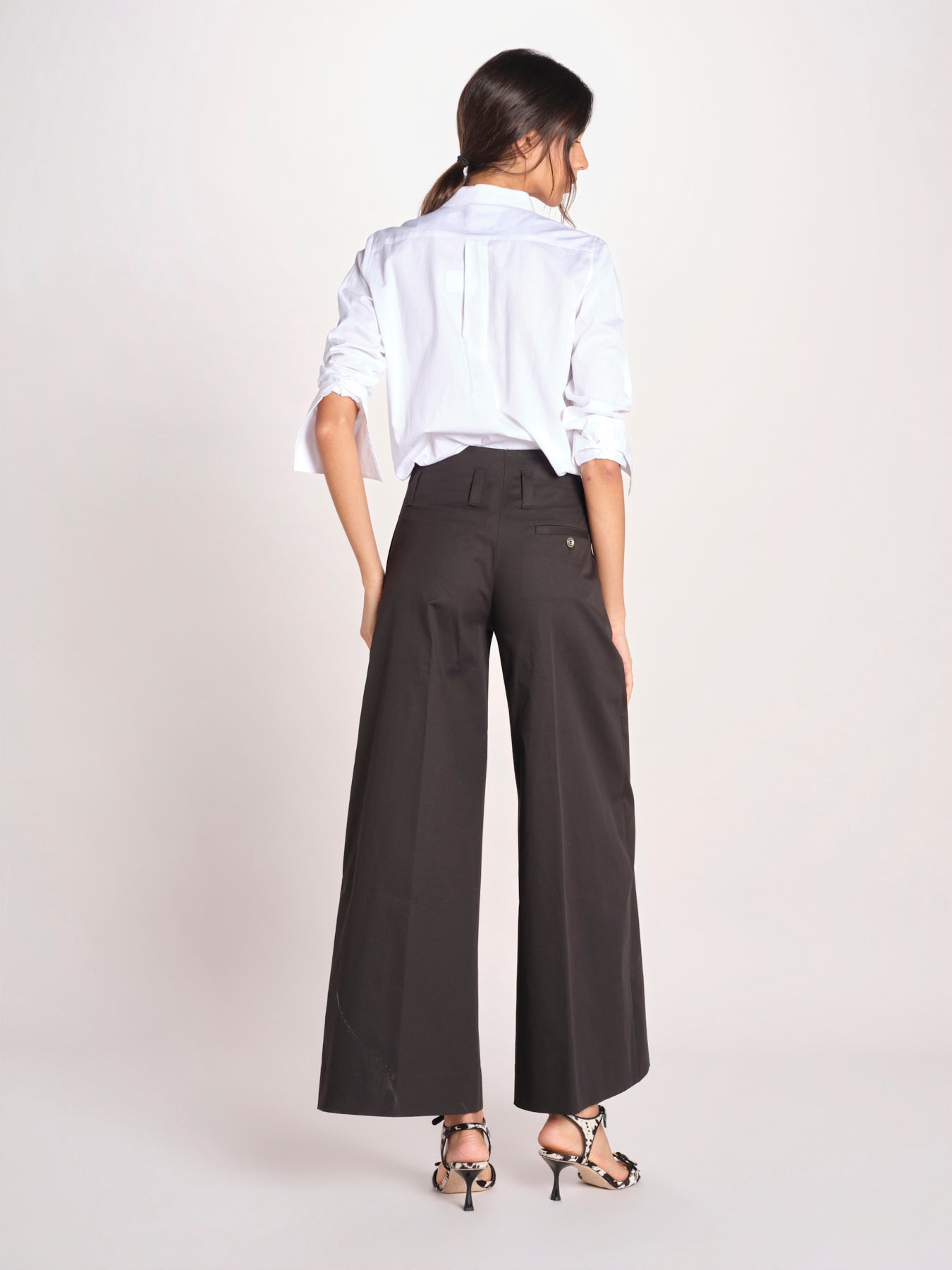 pantalone largo con nervature ORIANA 540 54 3 NERO quelledue 