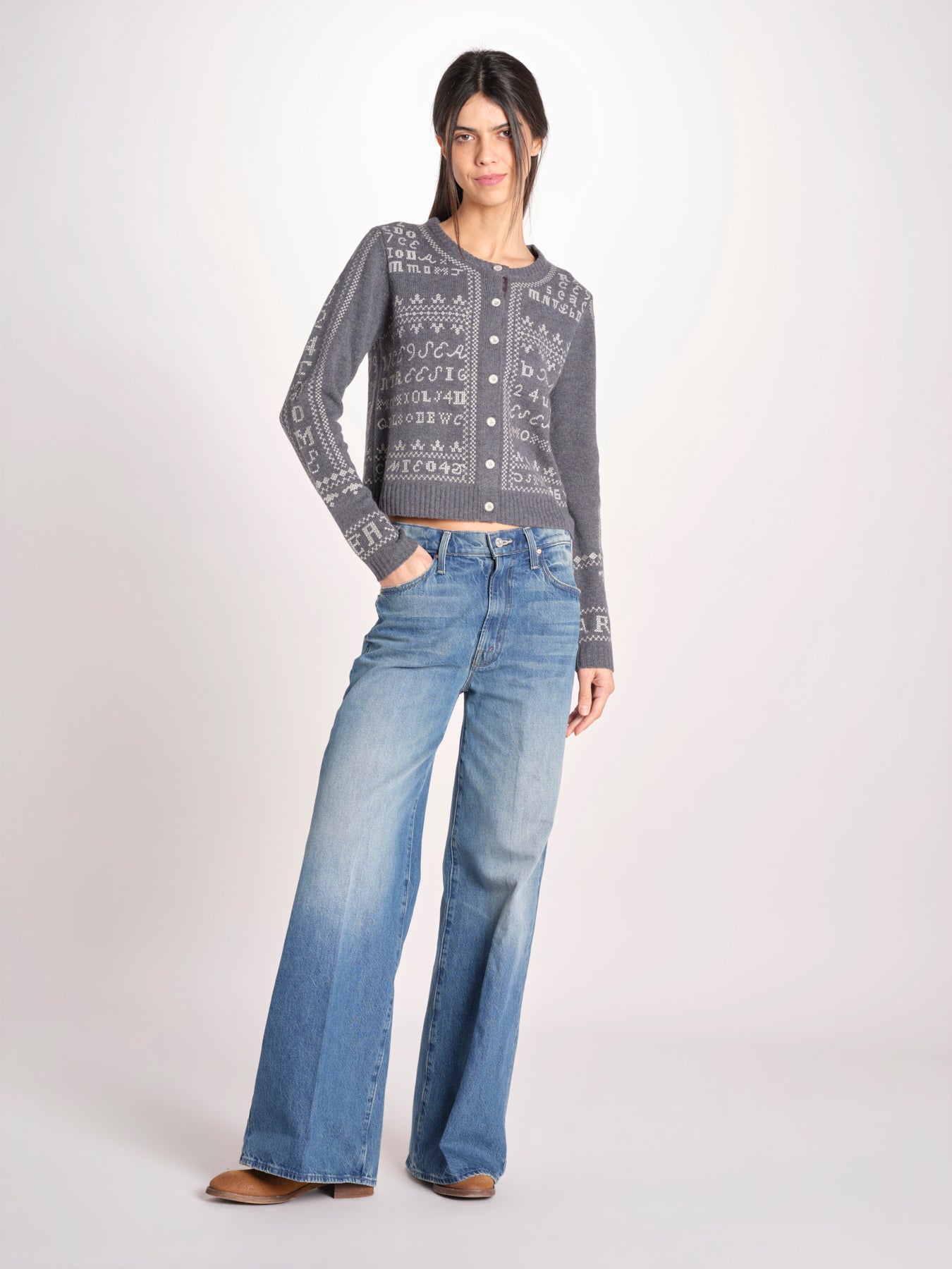 cardigan con ricamo punto croce 076 CHARCOAL sea ny 