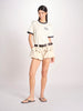 short con tasconi e cuciture