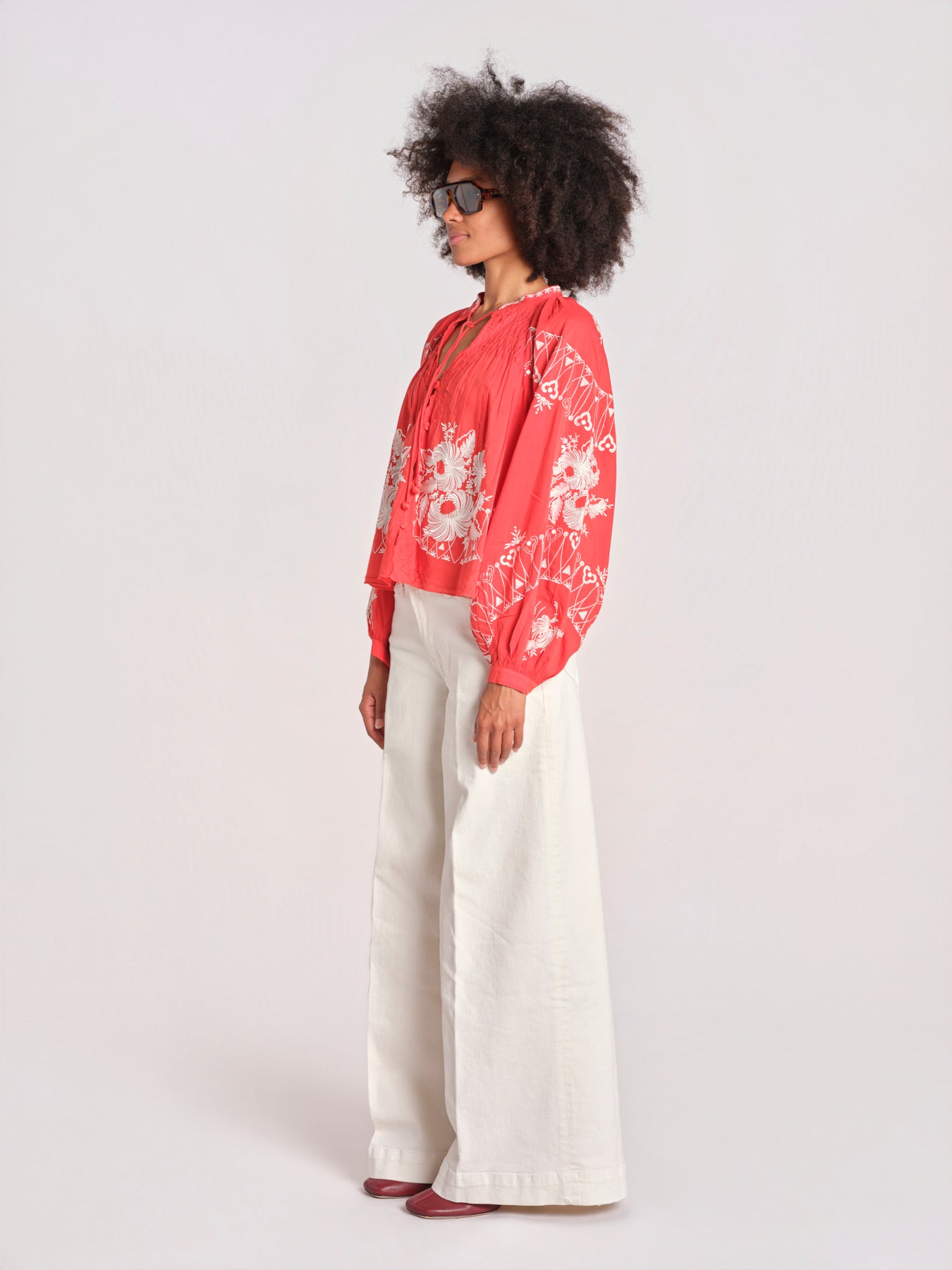 camicia con ricamo fiori SERAFINA 099 POPPY sea ny 