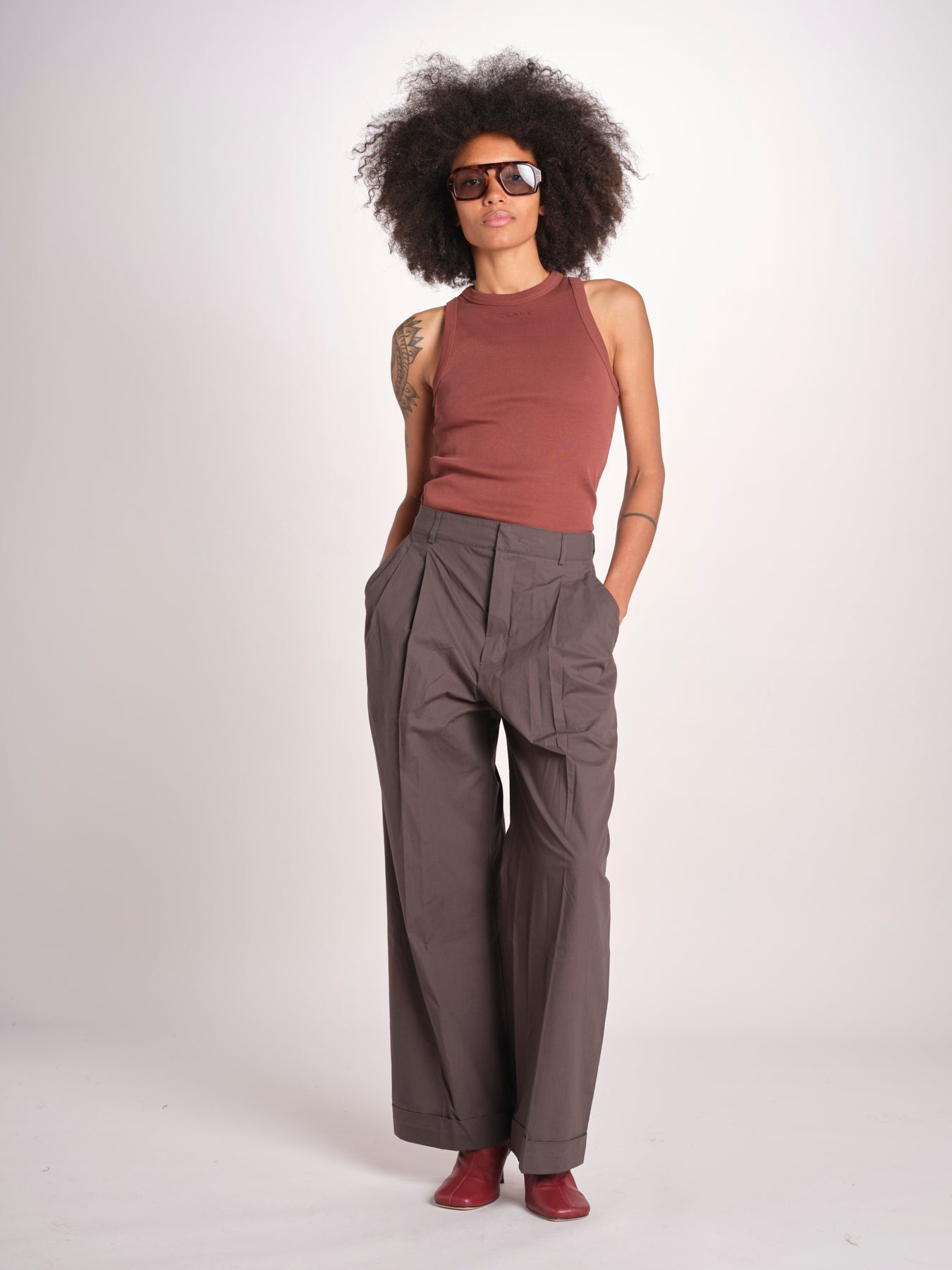 pantalone con pinces e risvolto PAN1319WATSON GRIS ANTHRACITE GRI0326S soeur 