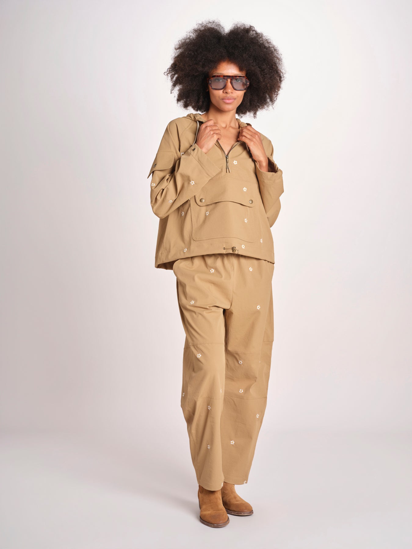 pantaloni con fiorellini ricamati THE EMBROIDERED OUTPOST OWB0008575 KHAKI the GREAT 