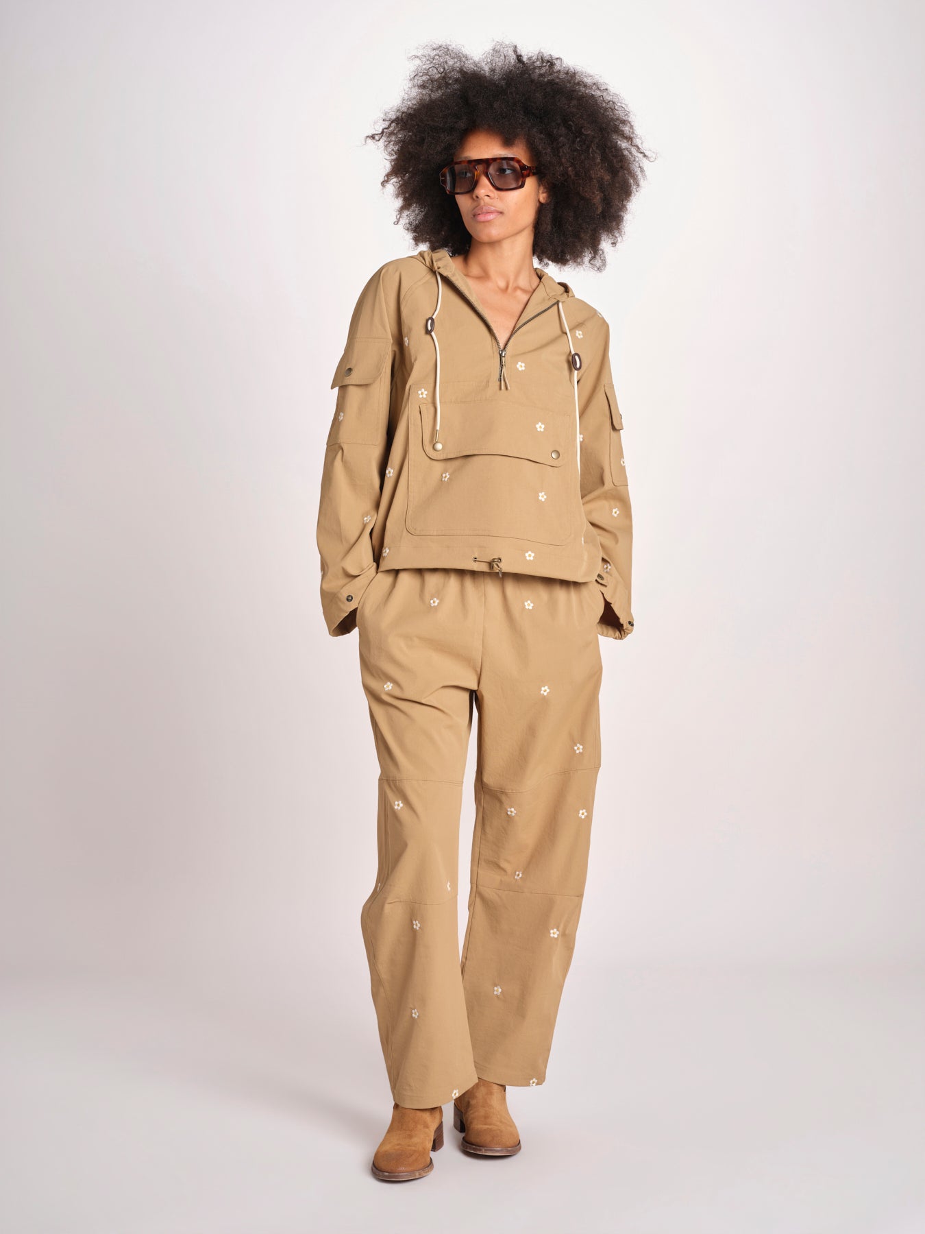 pantaloni con fiorellini ricamati THE EMBROIDERED OUTPOST OWB0008575 KHAKI the GREAT 