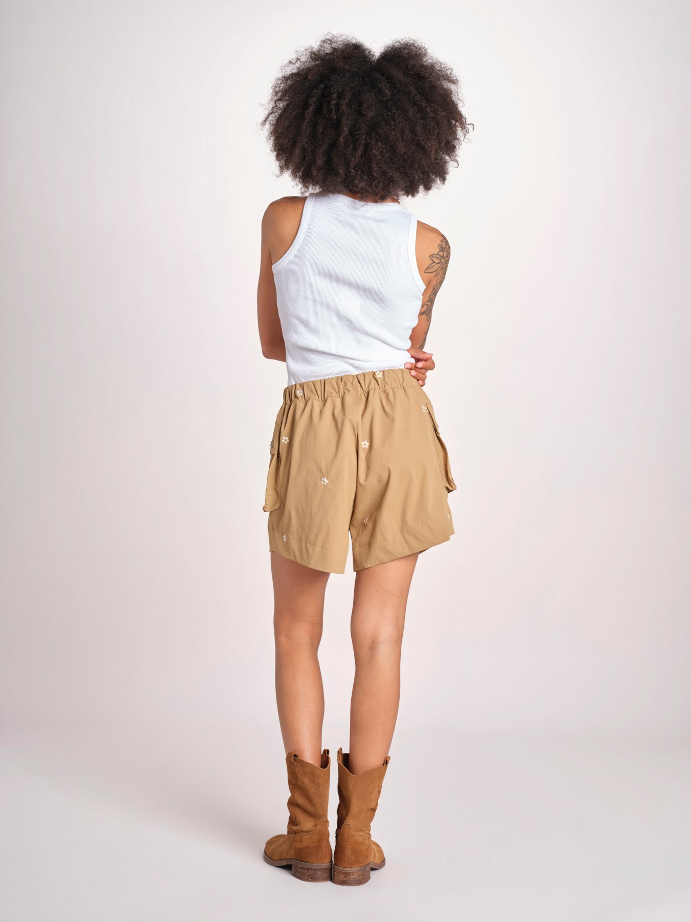 short con fiorellini ricamati THE EMBROIDERED OWB0007575 KAKI the GREAT 