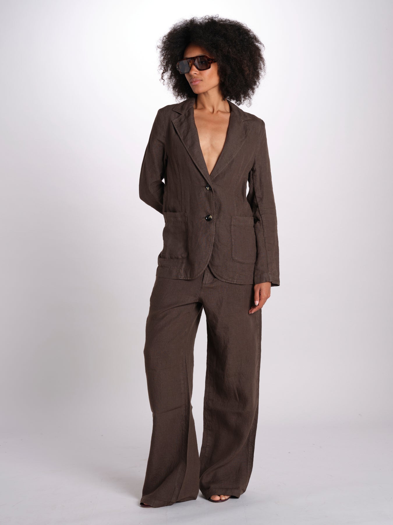 blazer due bottoni in lino LIVI STRUCURELINEN BROWN true avenue 