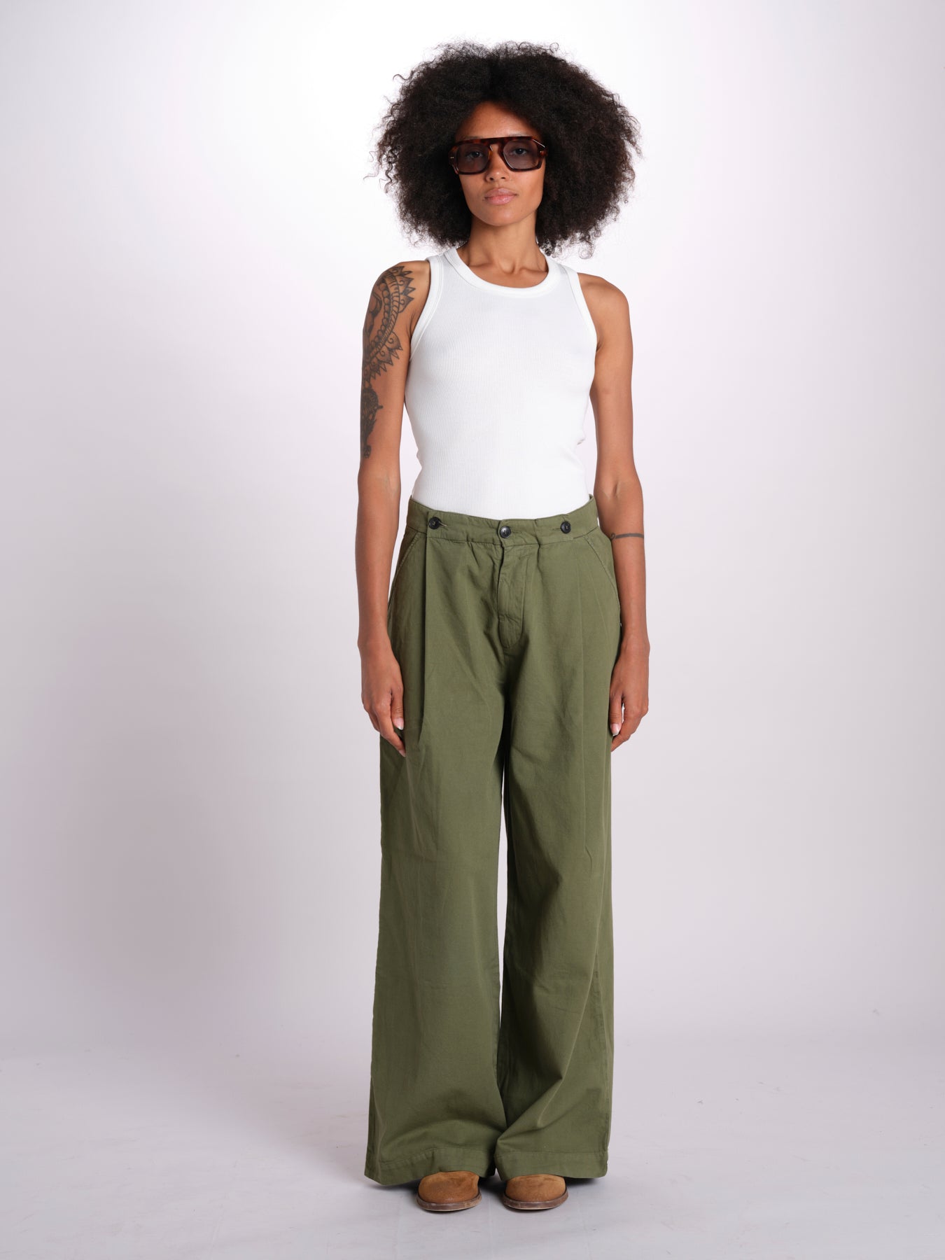 pantalone pinces in cotone NANCY ESSELING GREEN true avenue 