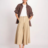  VIVIENNE ESSELING BEIGE true avenue 