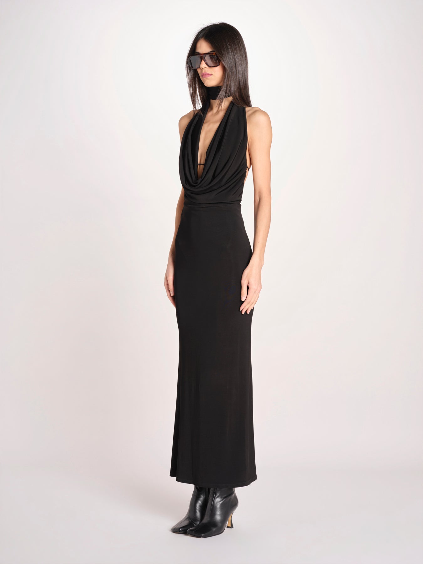abito lungo con scollo drappeggiato RHAPSODY NERO undress code 