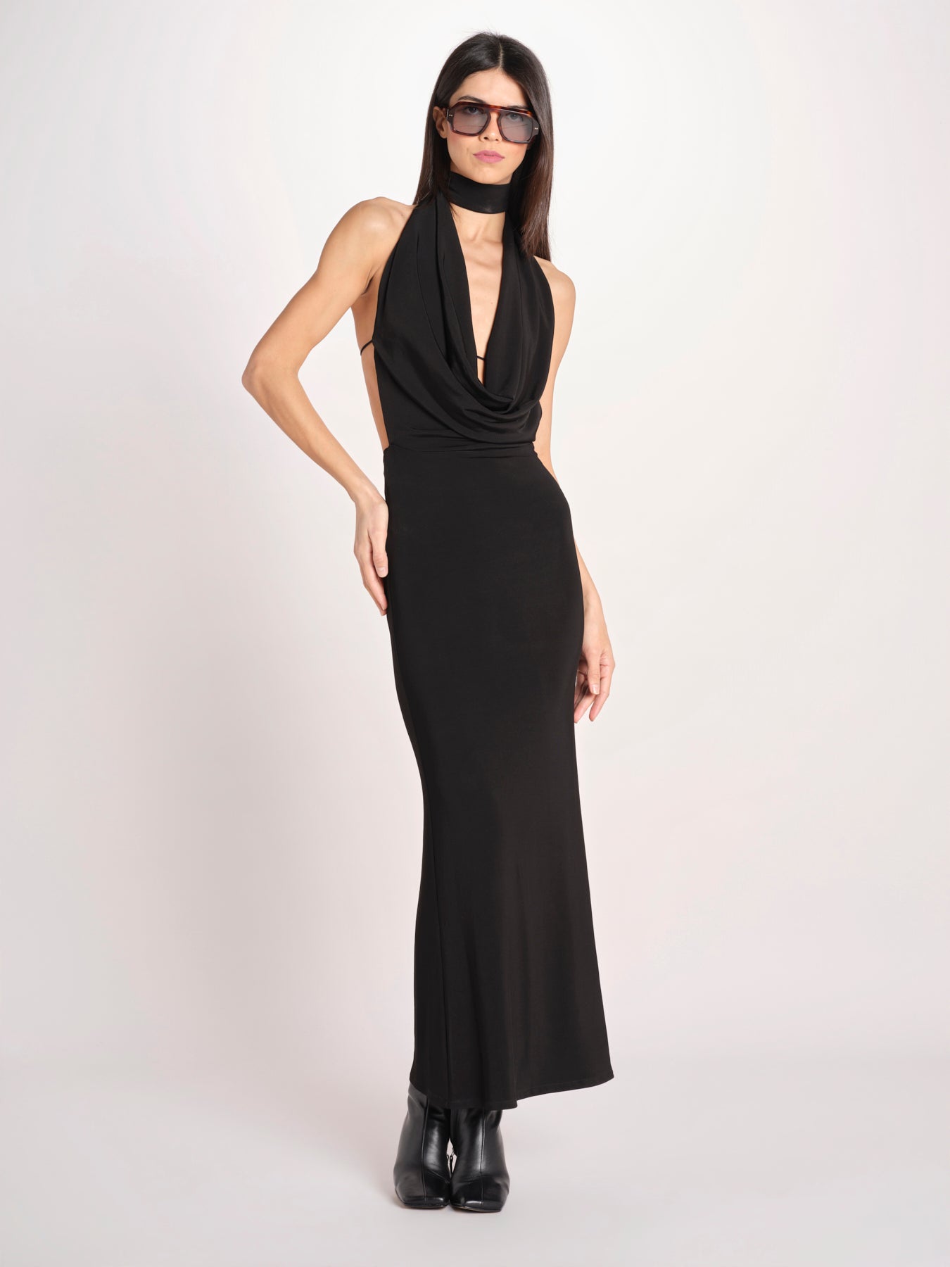 abito lungo con scollo drappeggiato RHAPSODY NERO undress code 