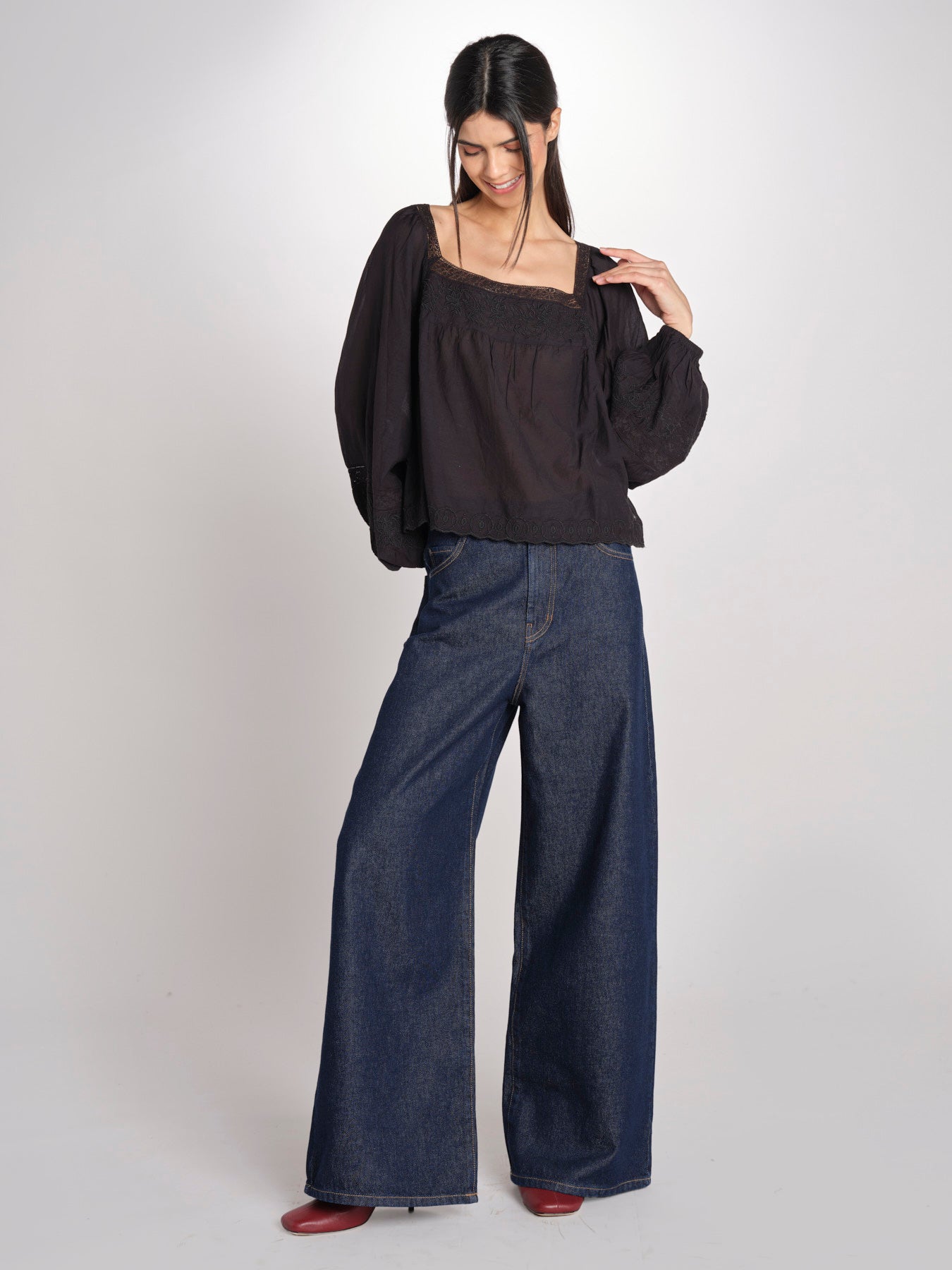 Camicia con scollo quadrato GIOVANNA 2HVA27-V09848 NOIR vanessa bruno 
