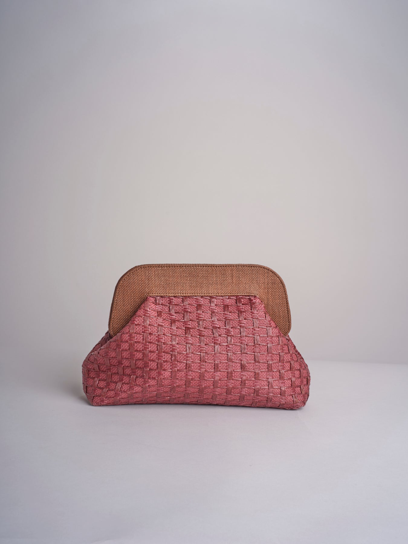  DALIA RATTAN 102 BORDEAUX via mail bag 