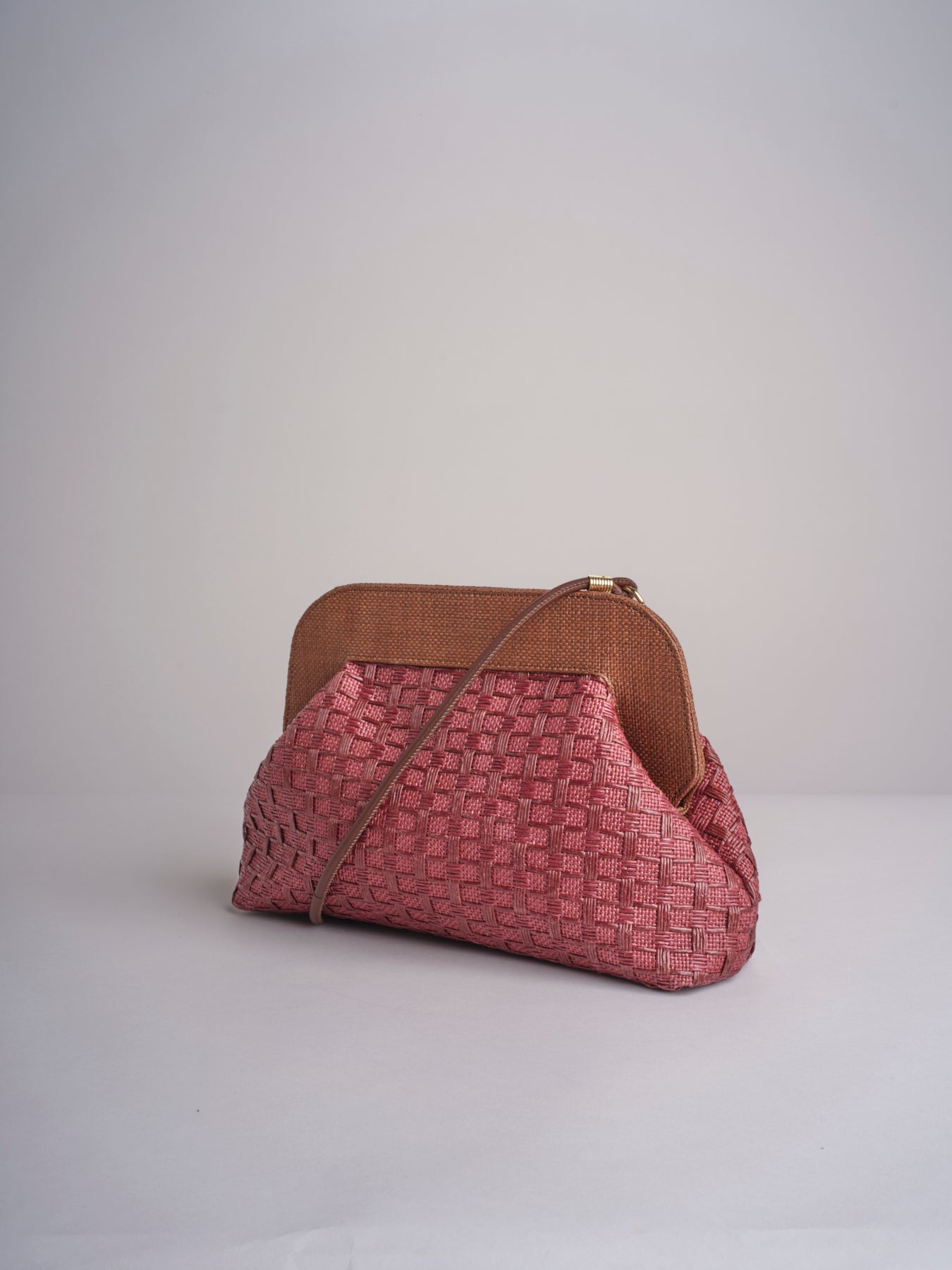  DALIA RATTAN 102 BORDEAUX via mail bag 