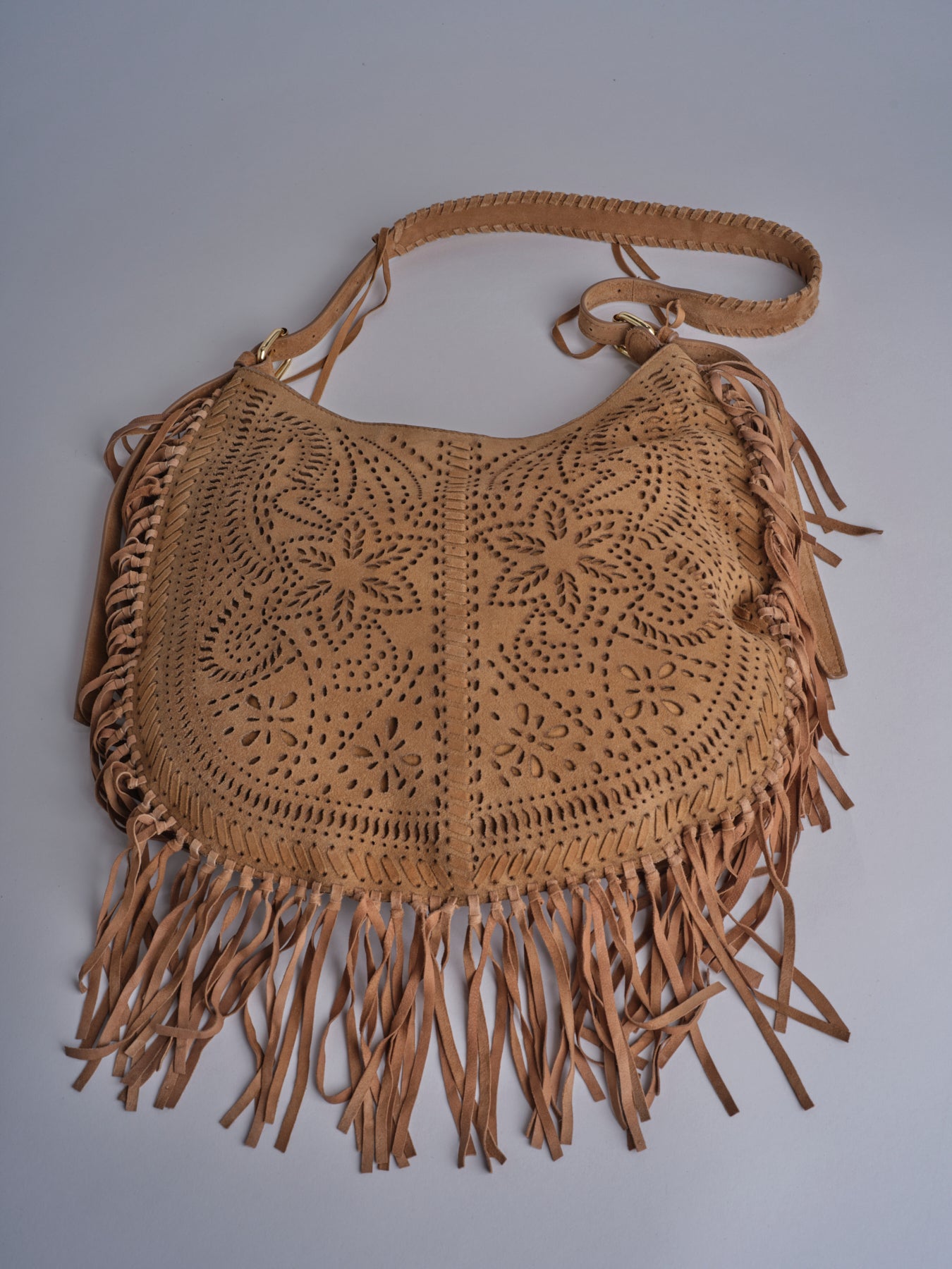 borsa a tracolla con fiori laserati e frange NADINE SUEDE AB07 TABACCO via mail bag 
