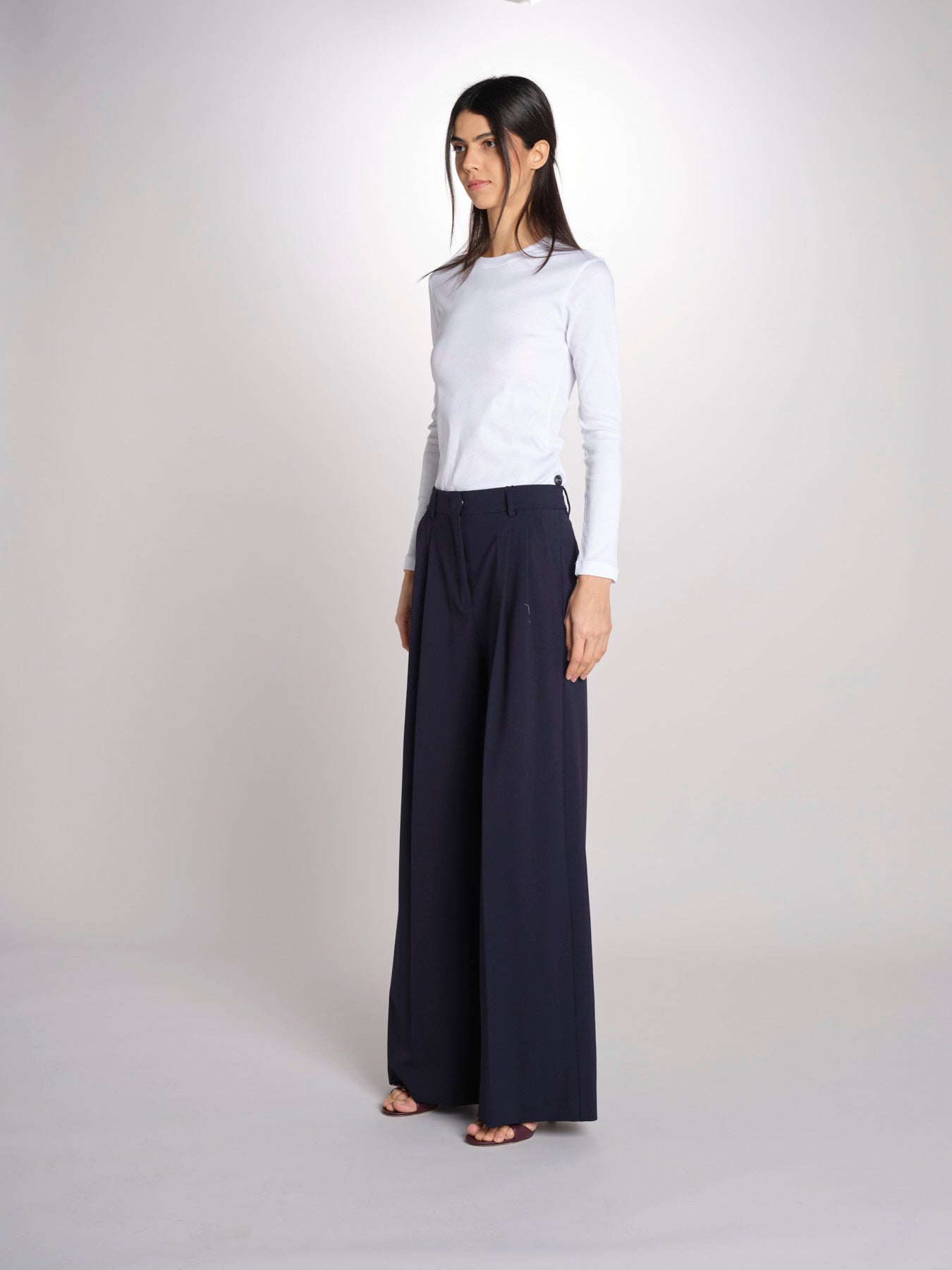 Pantalone gamba ampia con doppia pince in vita ASTA 2615131061600 001 BLU weekend maxmara 
