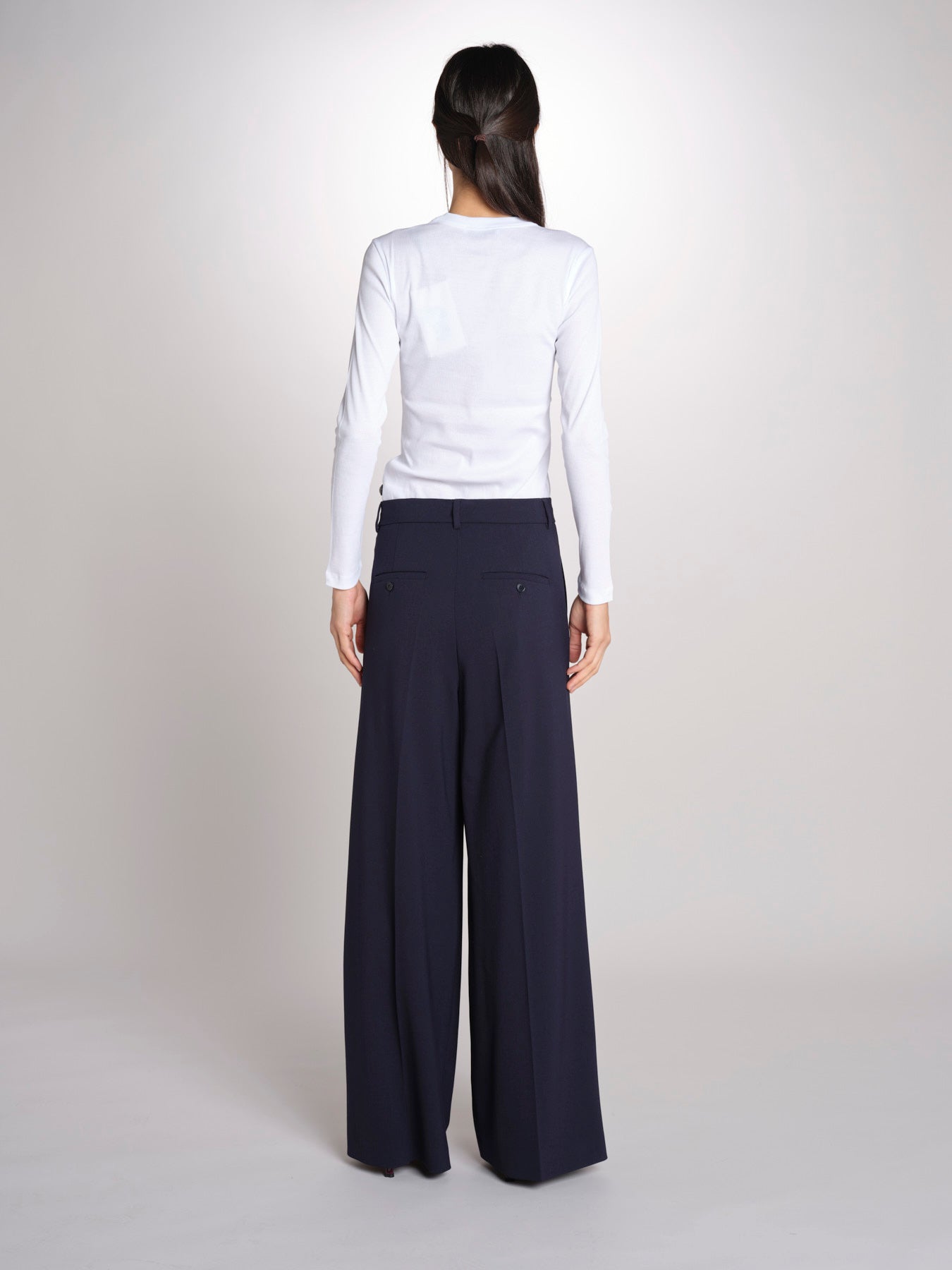 Pantalone gamba ampia con doppia pince in vita ASTA 2615131061600 001 BLU weekend maxmara 