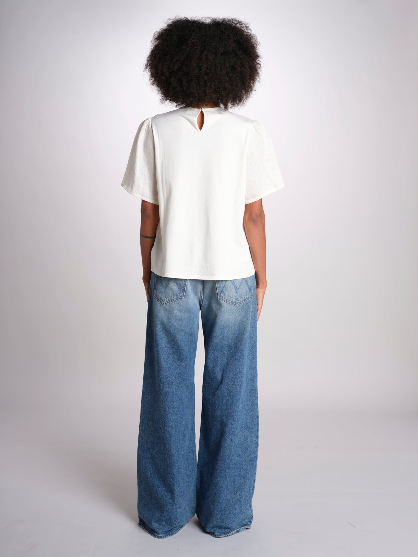 t-shirt in lino ricamata BACINO 2615941082600 001 ECRU weekend maxmara 