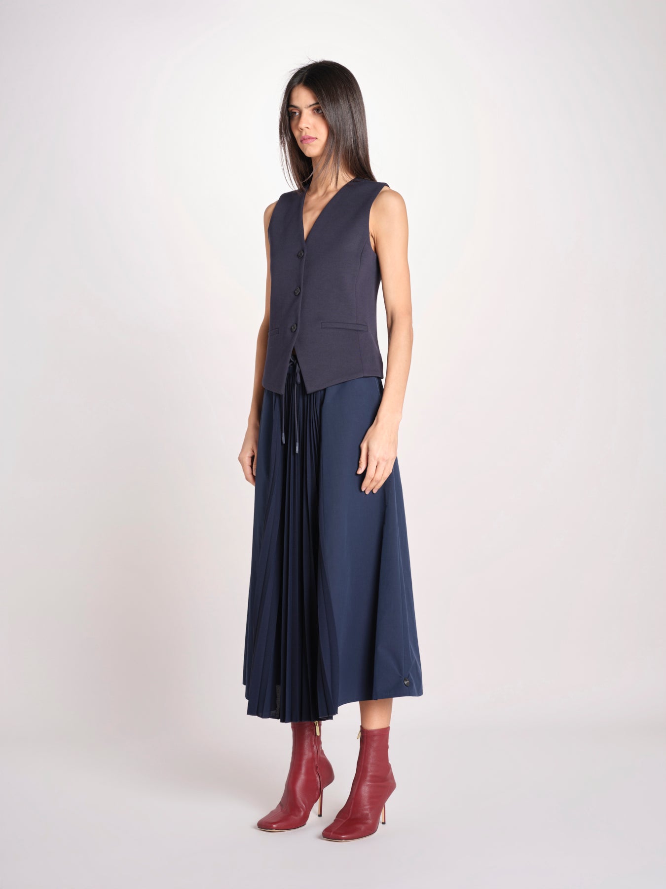 Gonna lunga con inserto centrale in jersey crêpe a pieghe plissé in tessuto tecnico FOLK 2615771011600 002 BLU weekend maxmara 