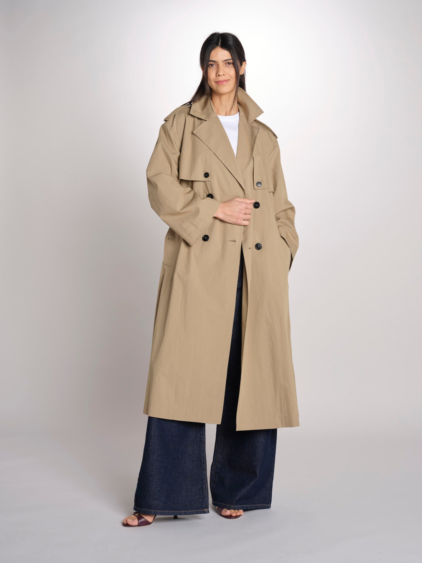 trench doppiopetto in gabardina fluida GIUNCHI 2615021011600 002 NOCCIOLA weekend maxmara 